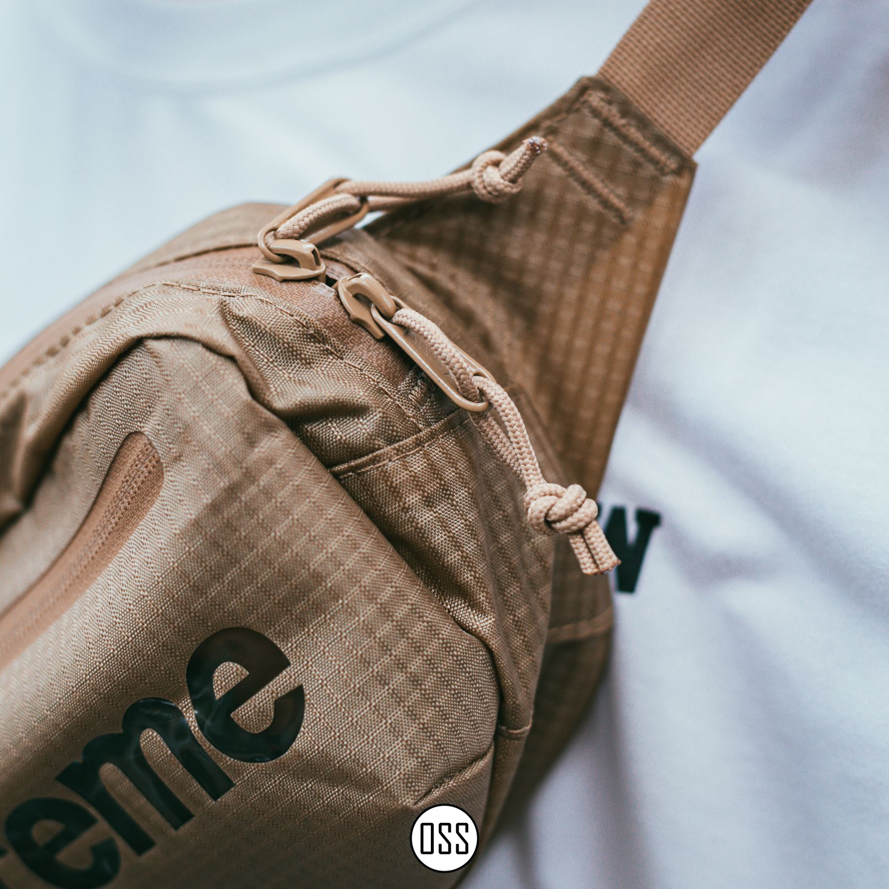Supreme Waist Bag SS21 - Tan