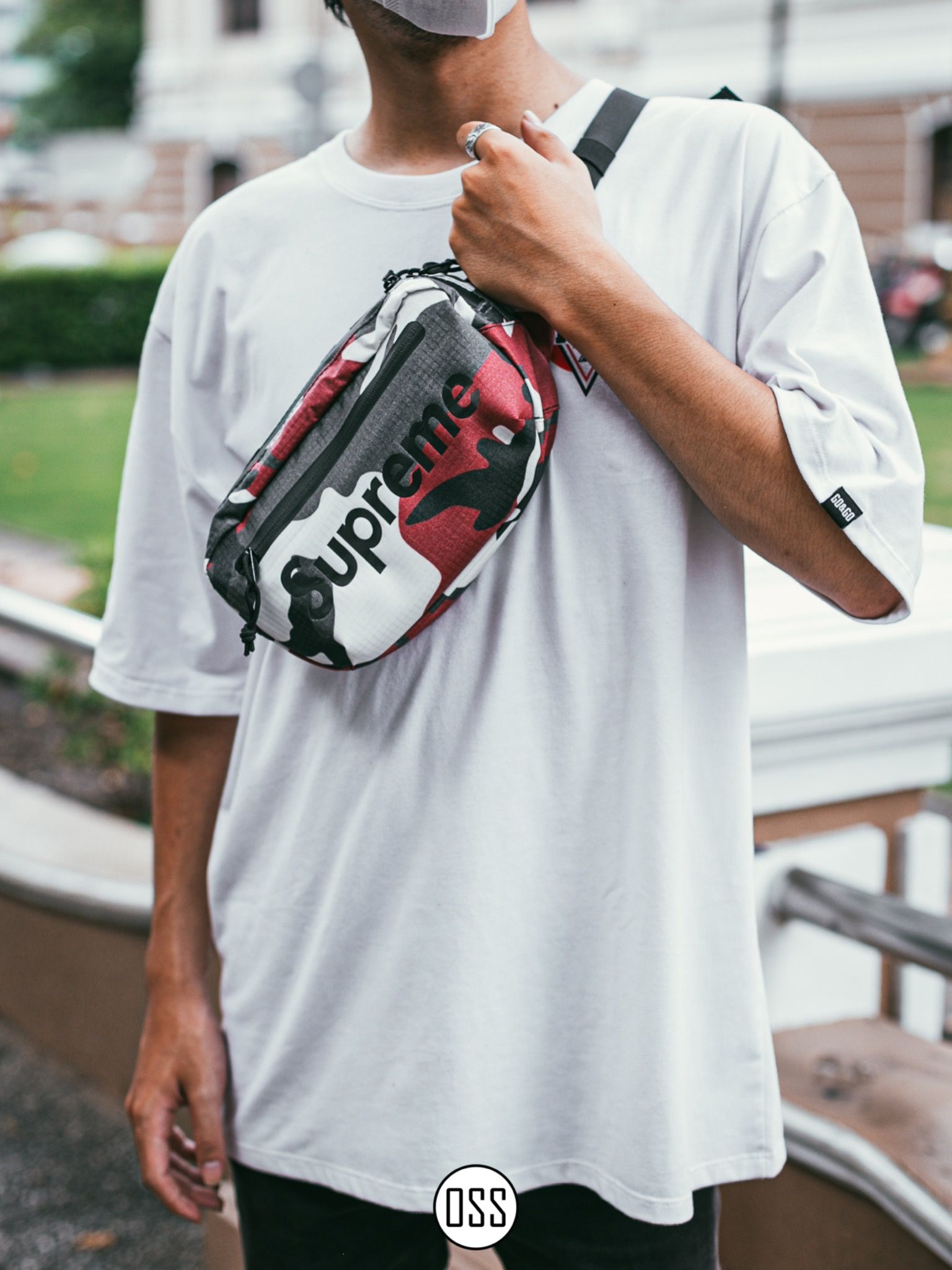 Supreme Waist Bag SS21 - Red Camo