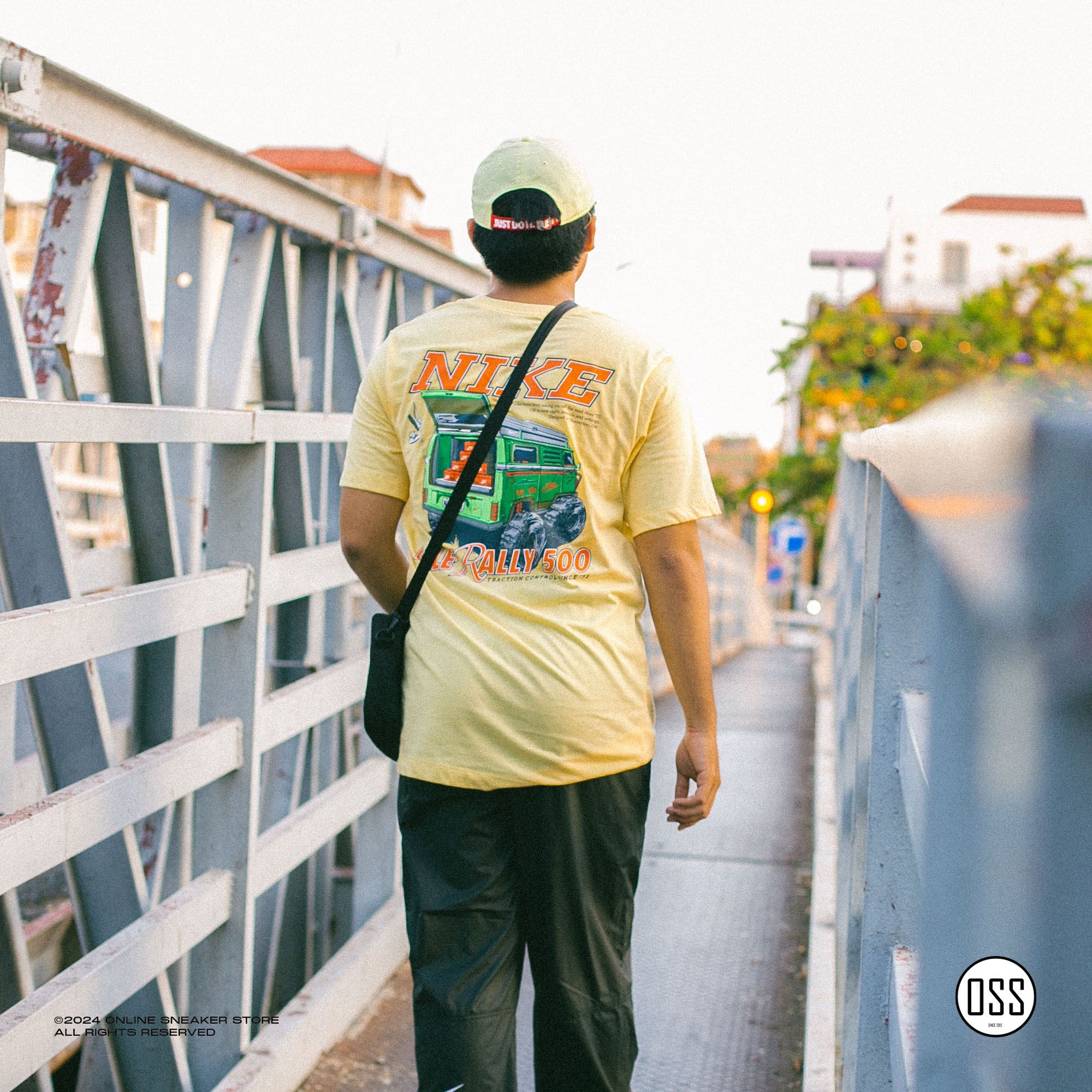 Nike Sportswear Sole Rally T-Shirt - Coconut Milk