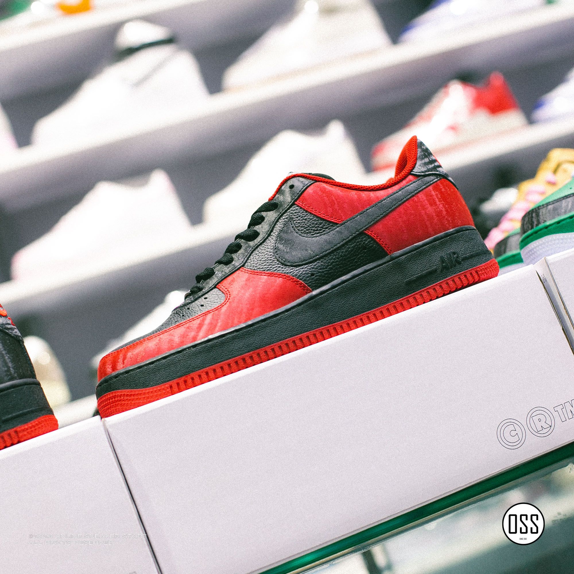Nike Air Force 1 Low By You - Red / Black