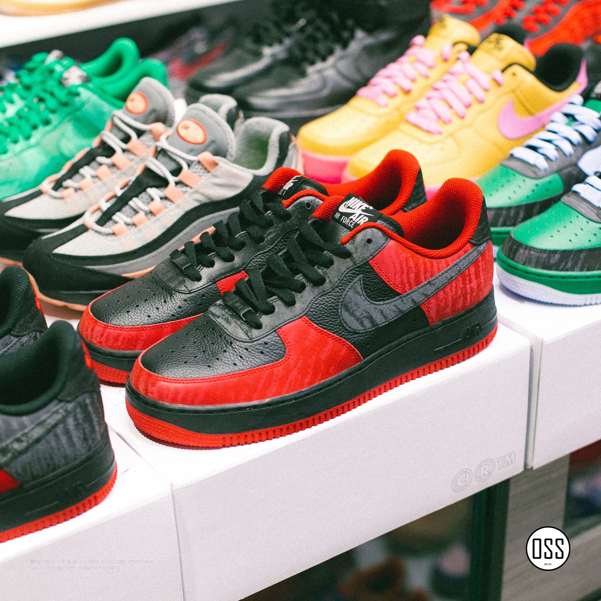 Nike Air Force 1 Low By You - Red / Black