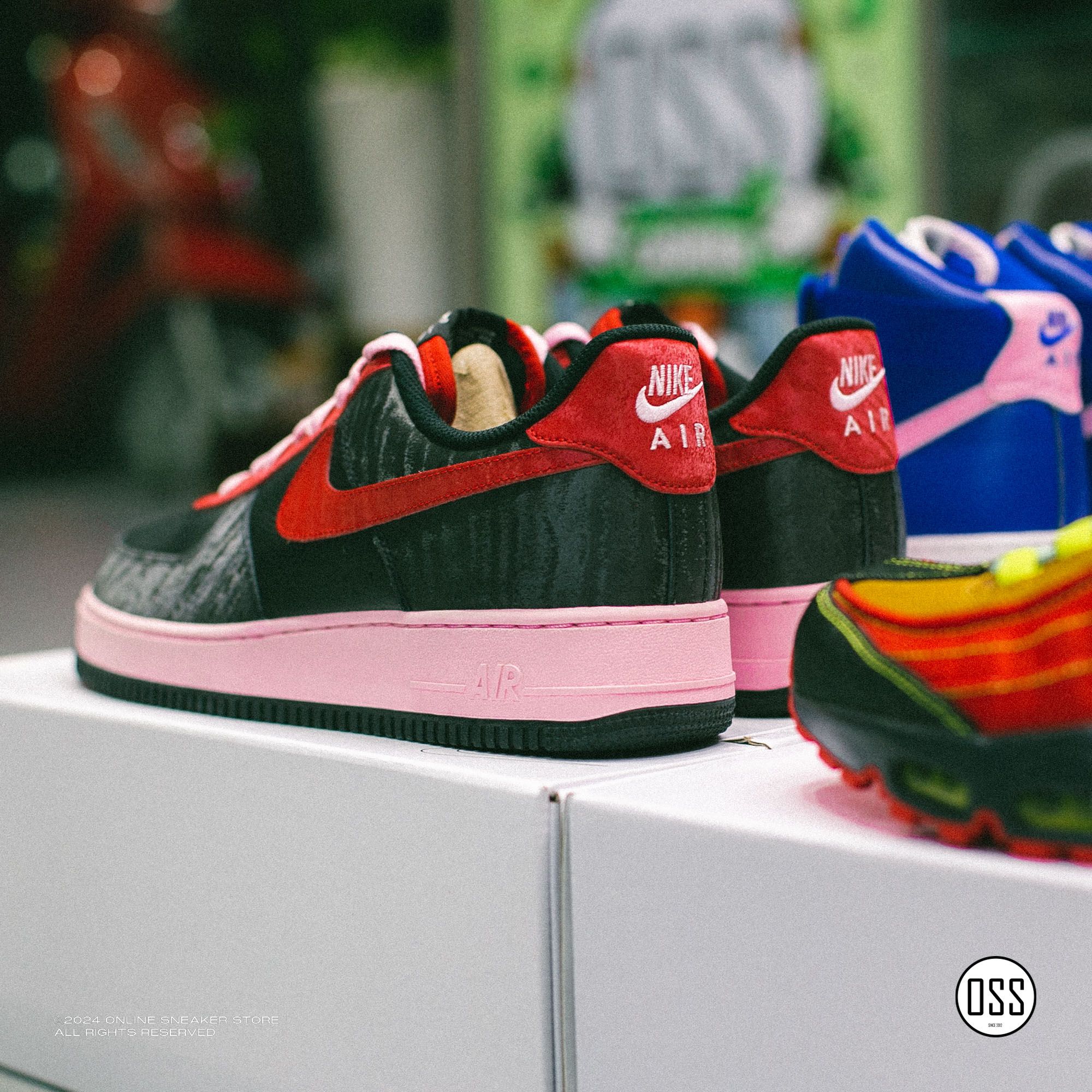 Nike Air Force 1 Low By You - Black / Red / Pink