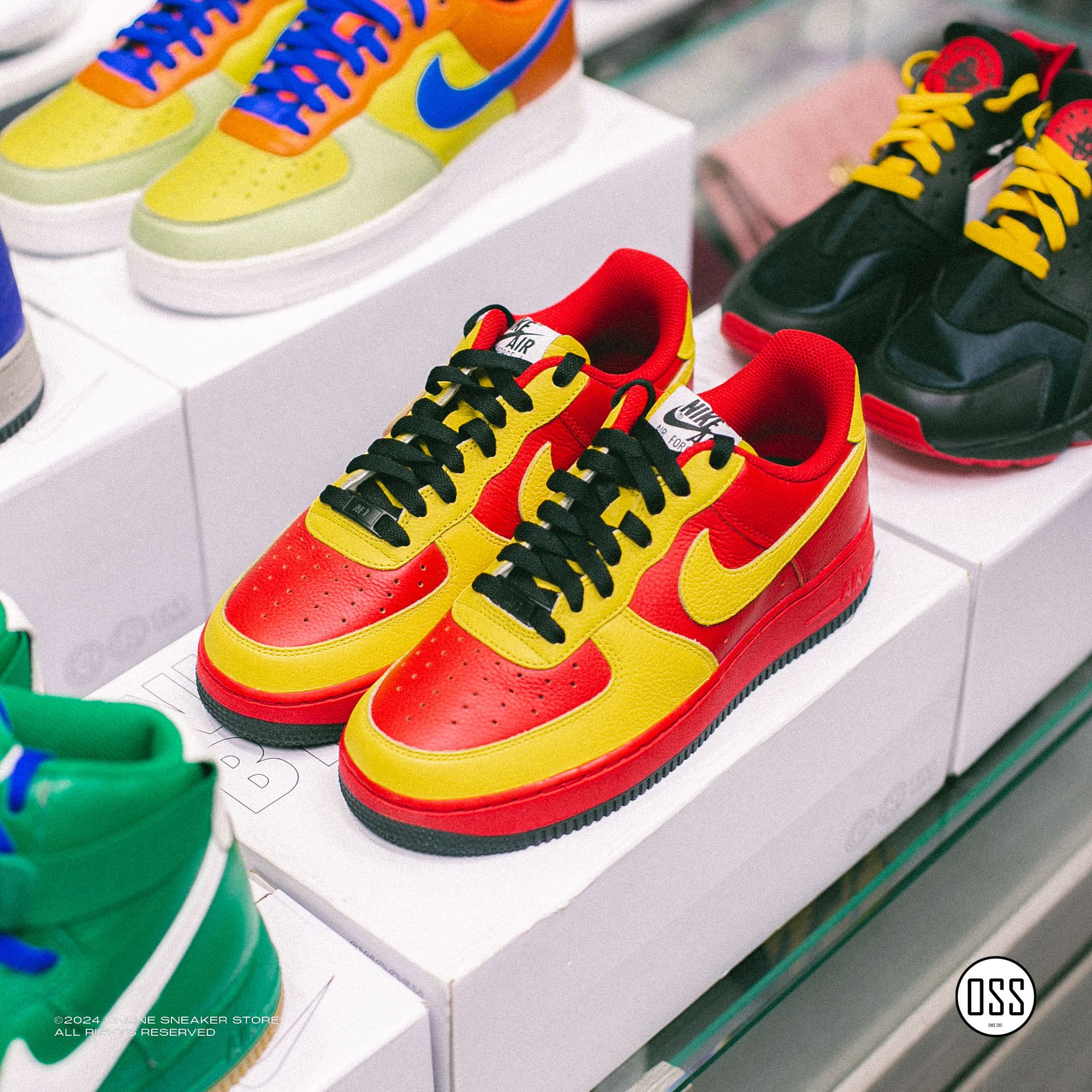 Nike Air Force 1 Low By You - Red / Yellow