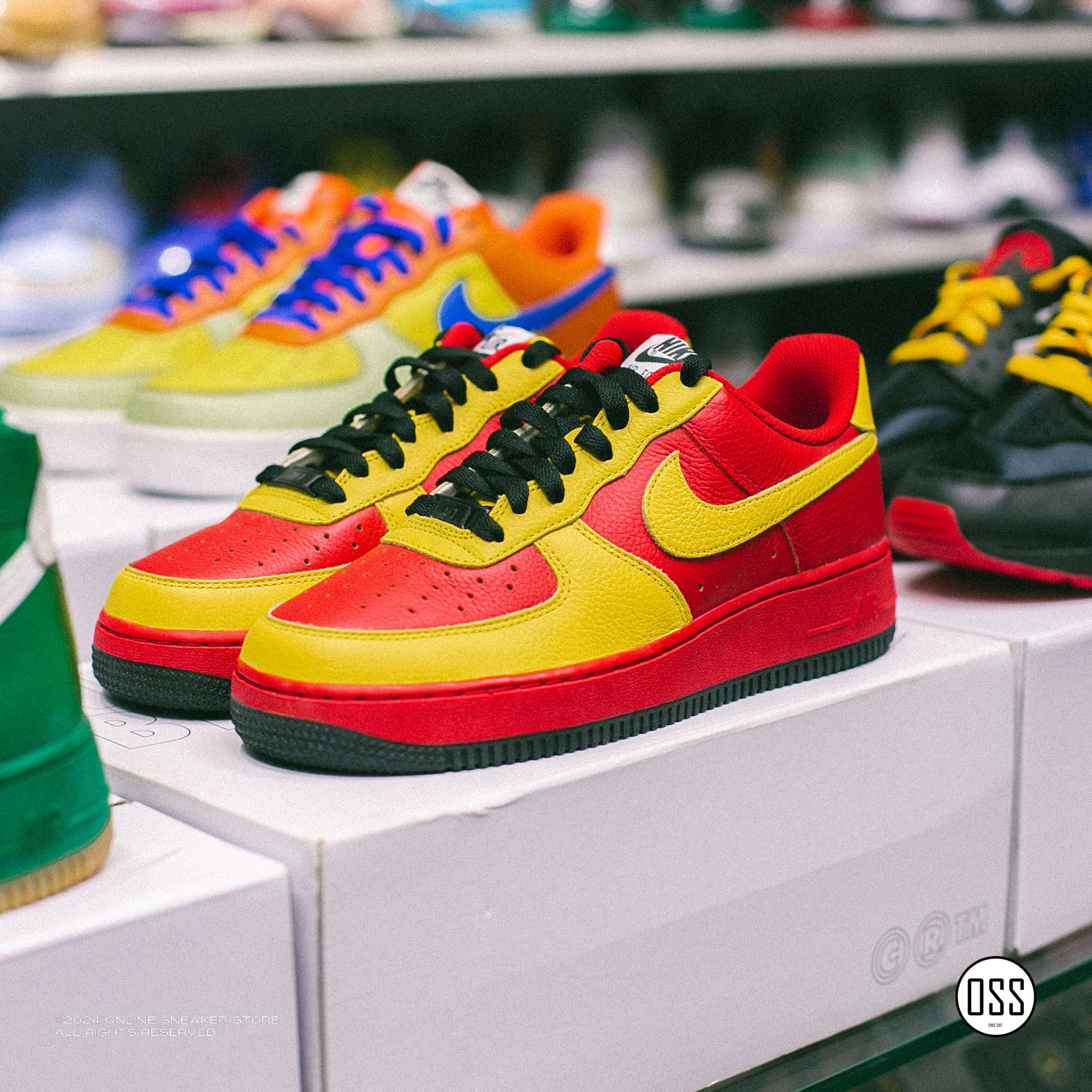 Nike Air Force 1 Low By You - Red / Yellow
