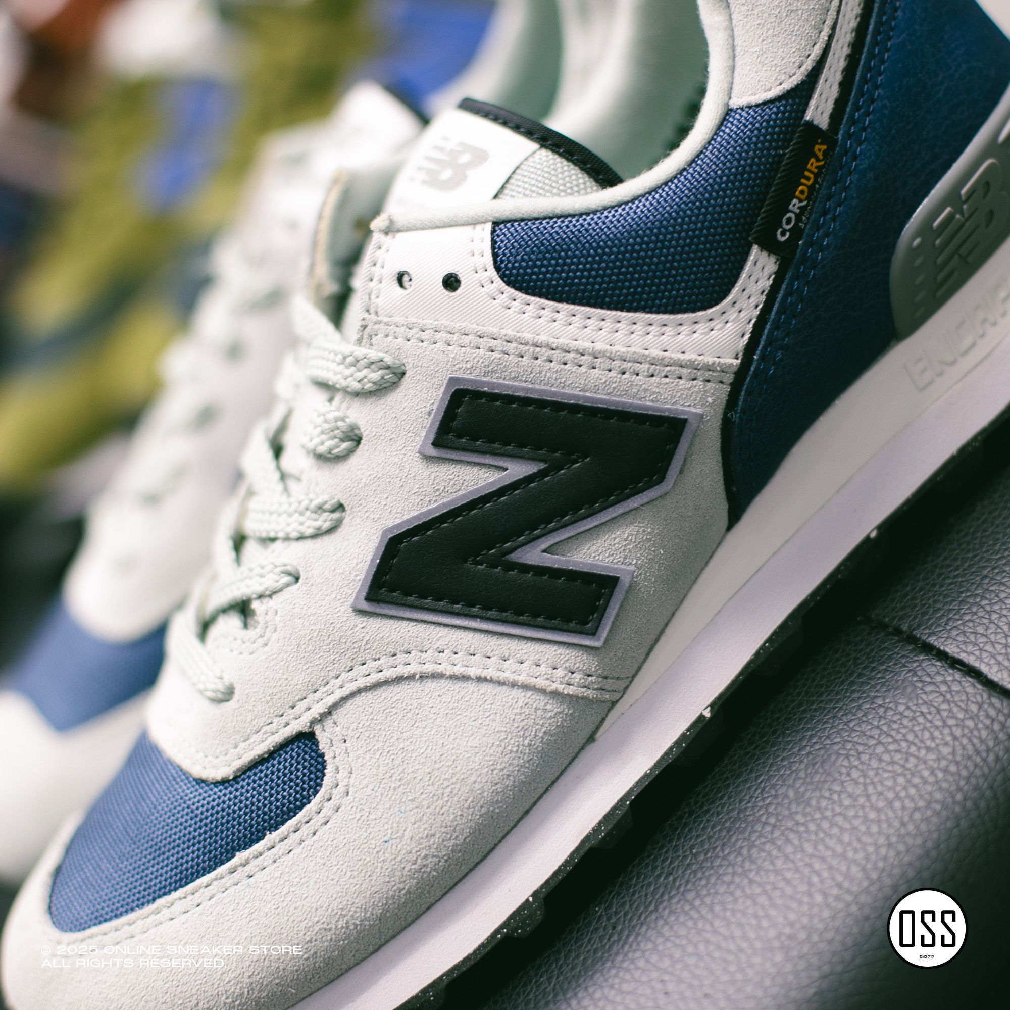 New Balance 574 - Grey / Navy