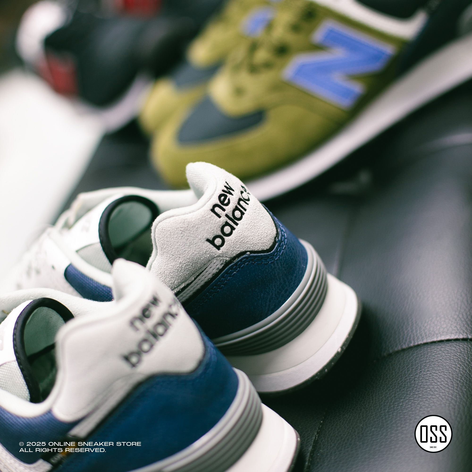 New Balance 574 - Grey / Navy