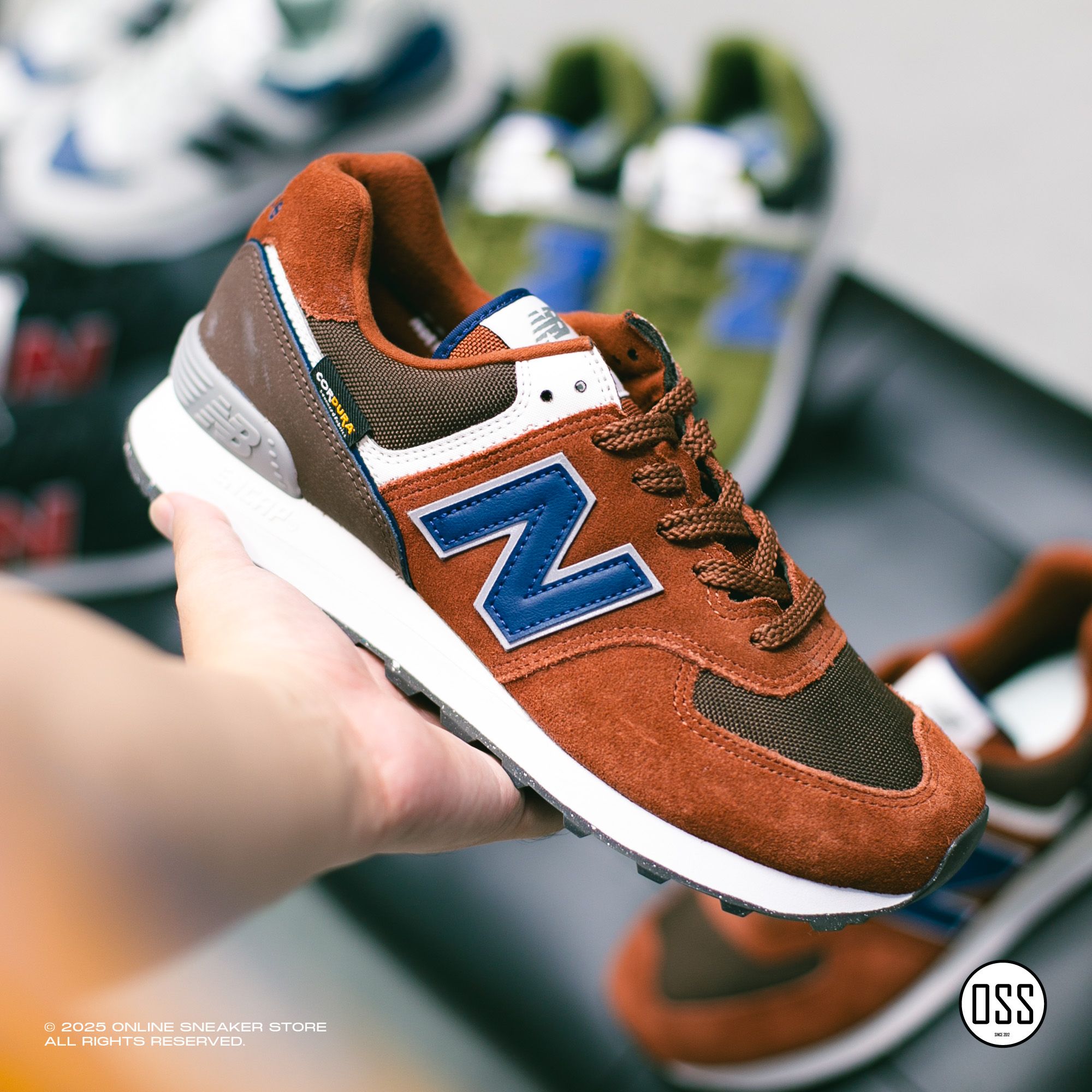 New Balance 574 - Orange / Navy