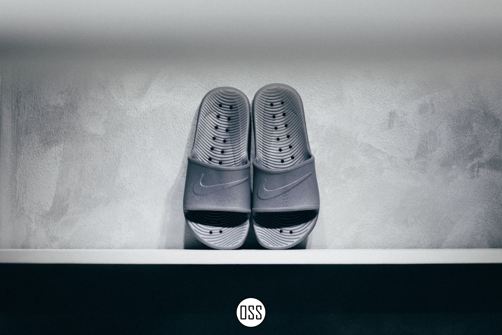 Nike Kawa 1 'Grey'