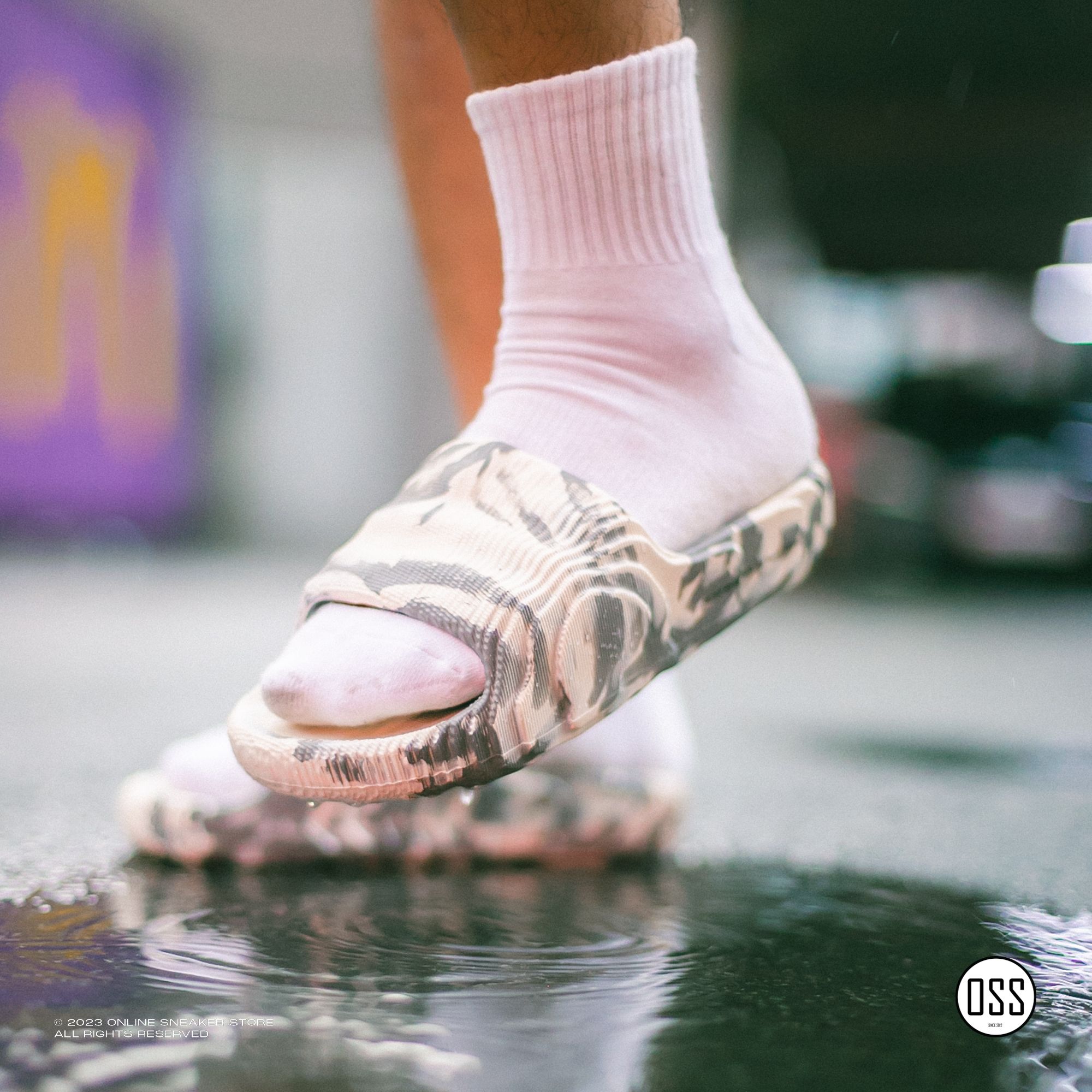 adidas Adilette 22 Slides - Wonder White / Grey Three