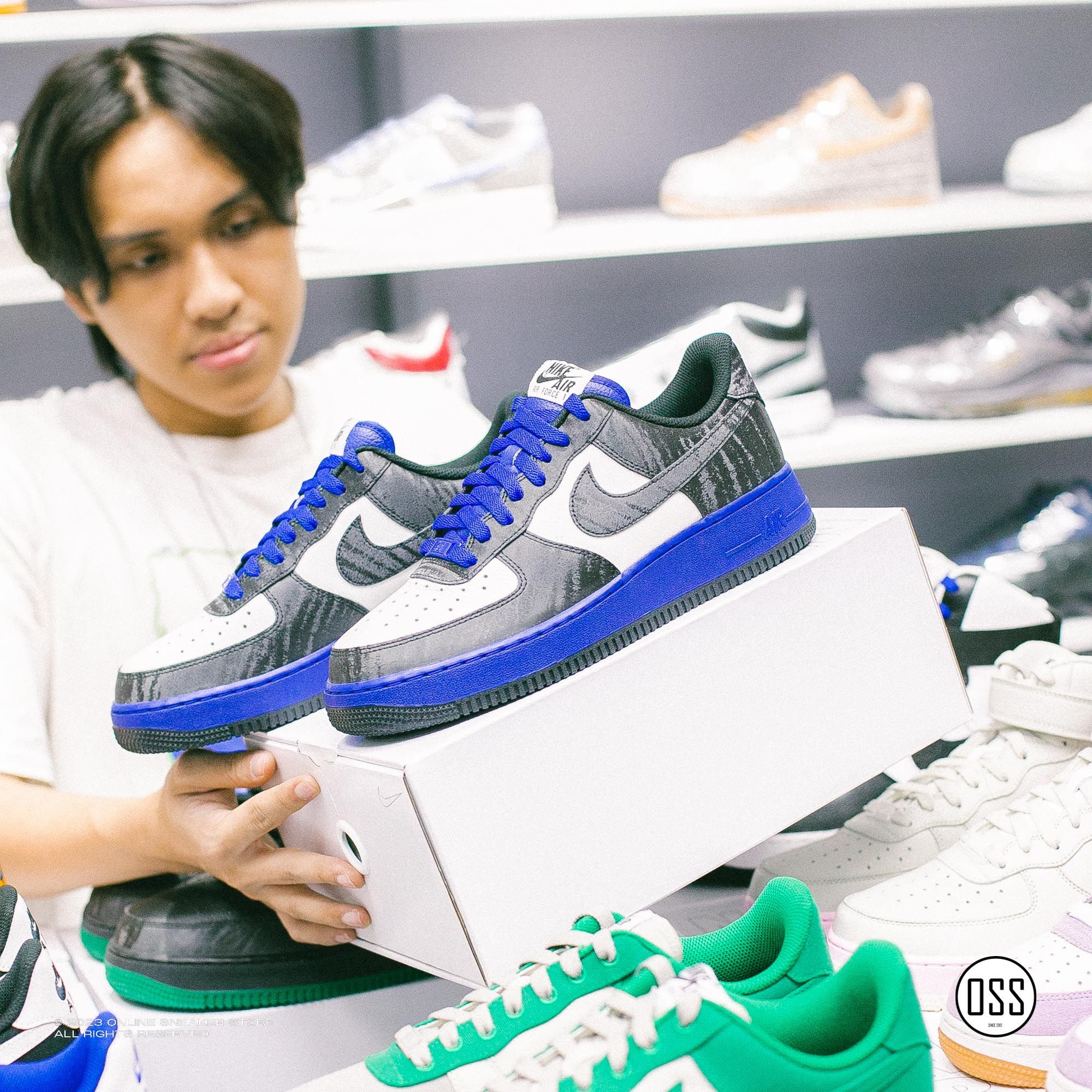 Nike Air Force 1 Low By You - Black Satin / Old Royal