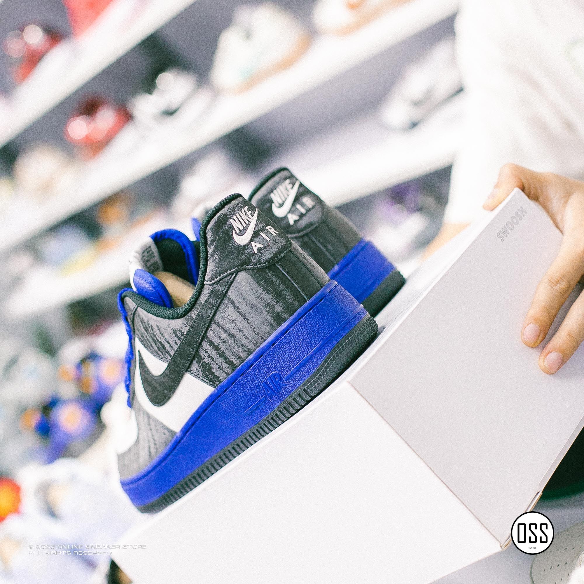 Nike Air Force 1 Low By You - Black Satin / Old Royal