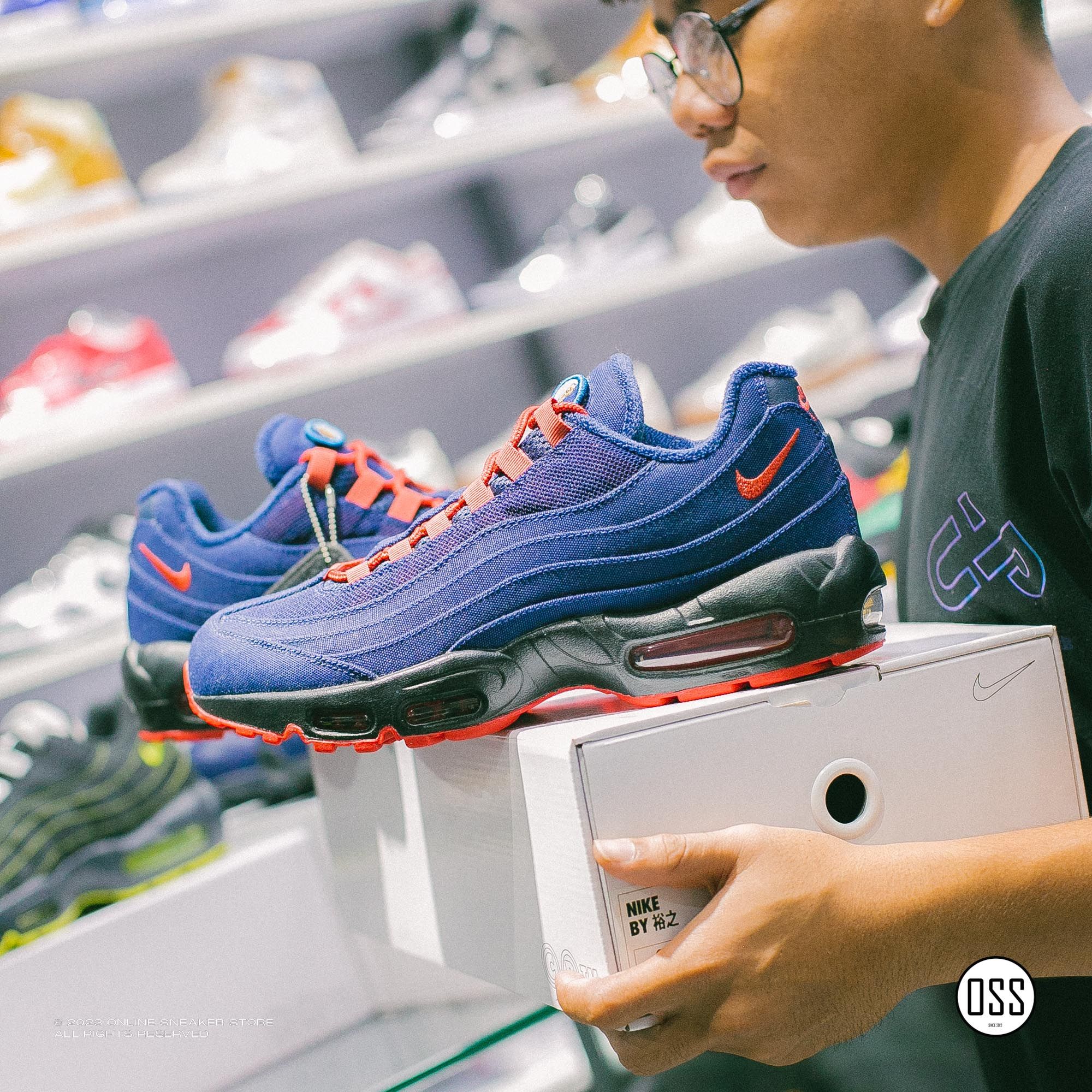 Nike Air Max 95 By You - Navy Twill / Turf Orange