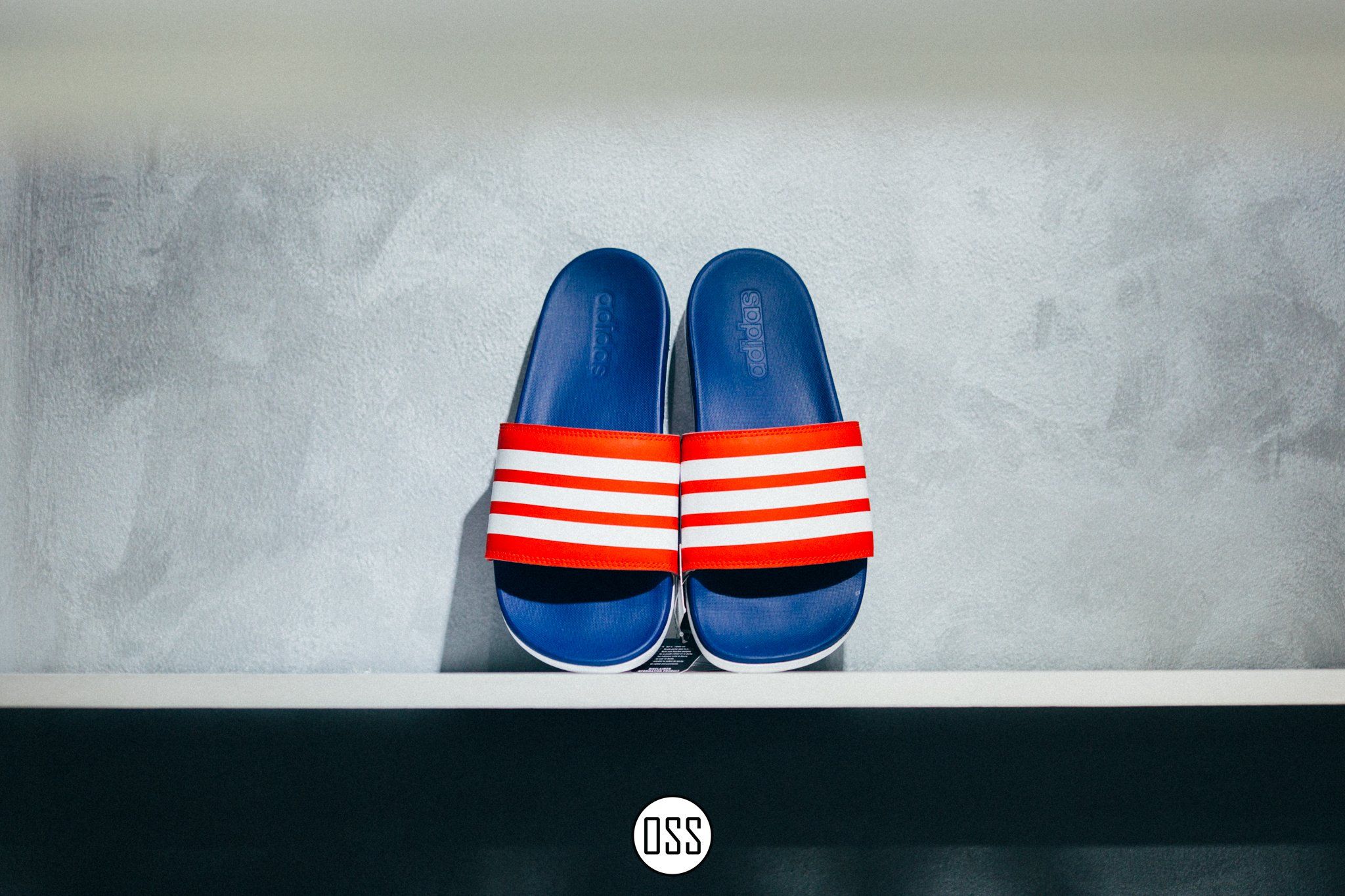 adidas Adilette 'Blue/Red'