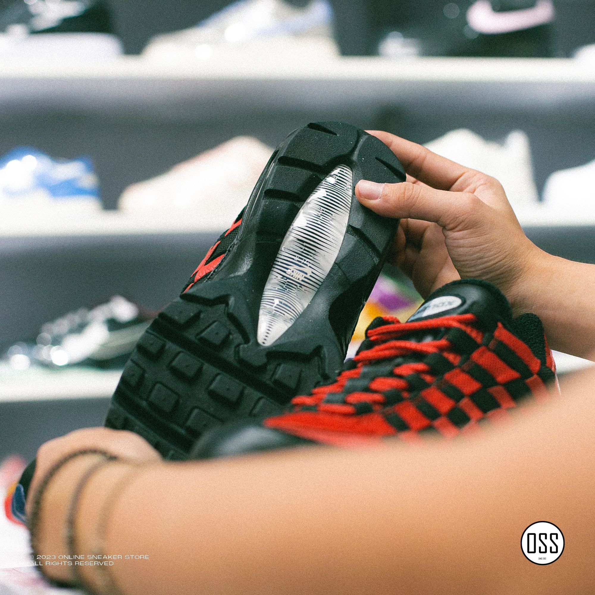 Nike Air Max 95 Unlocked On You - Siren Red / Black