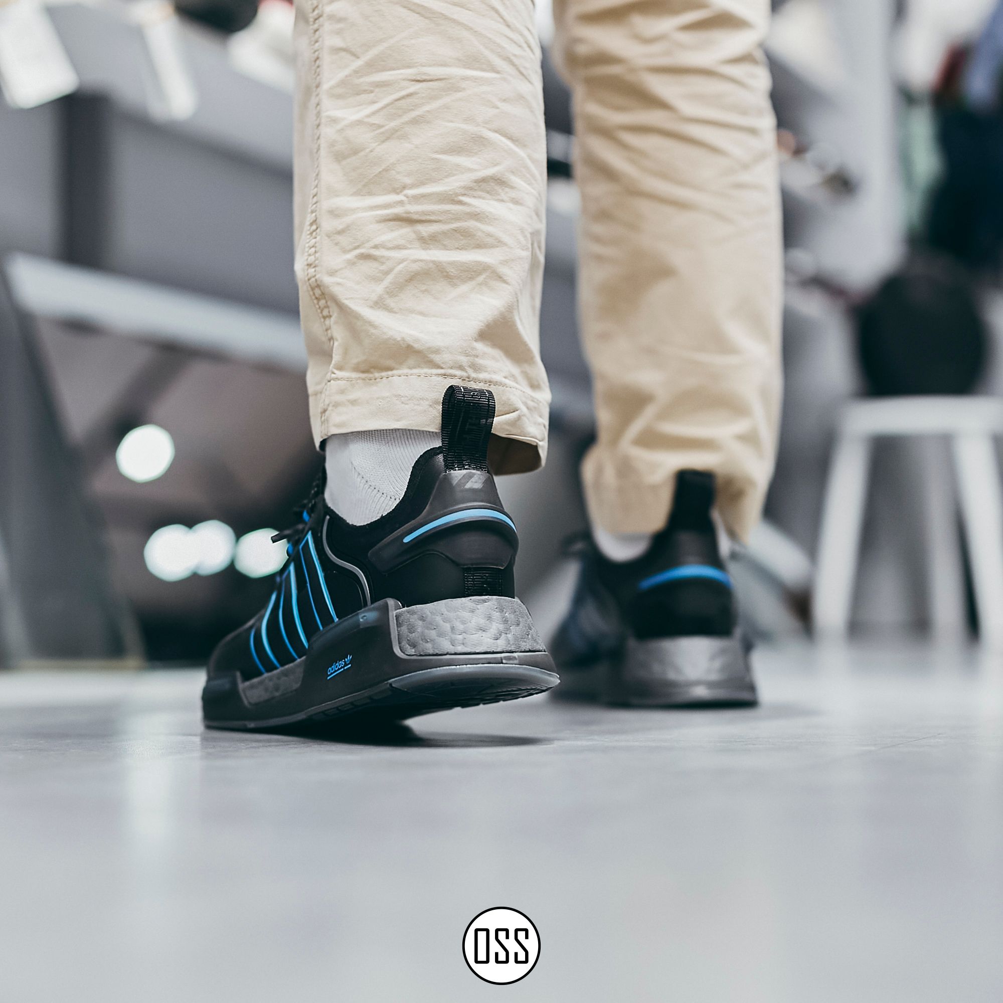 adidas NMD V3 - Black / Pulse Blue