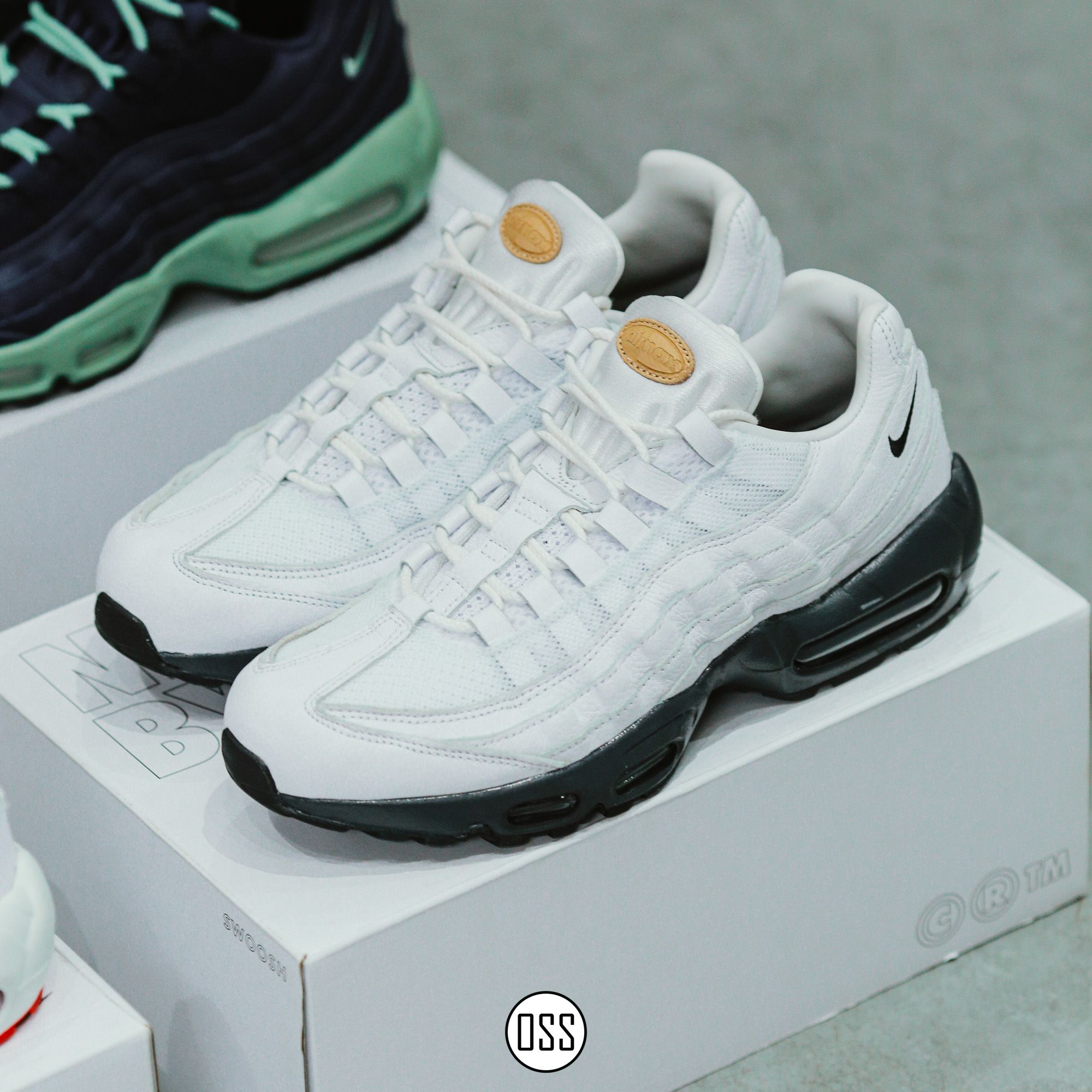 Nike Air Max 95 Premium By You - White/Black