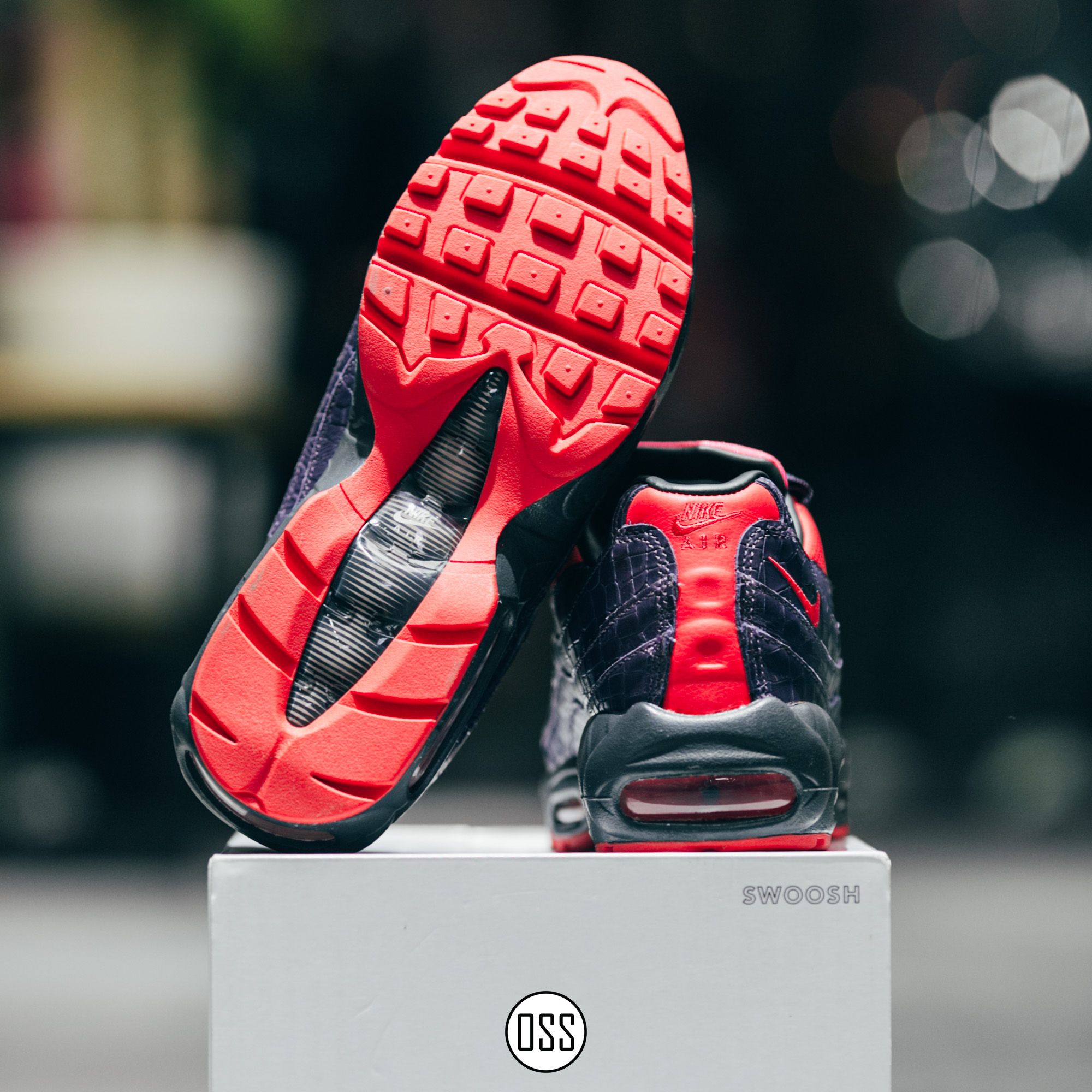 Nike Air Max 95 Premium By You - Navy/Red