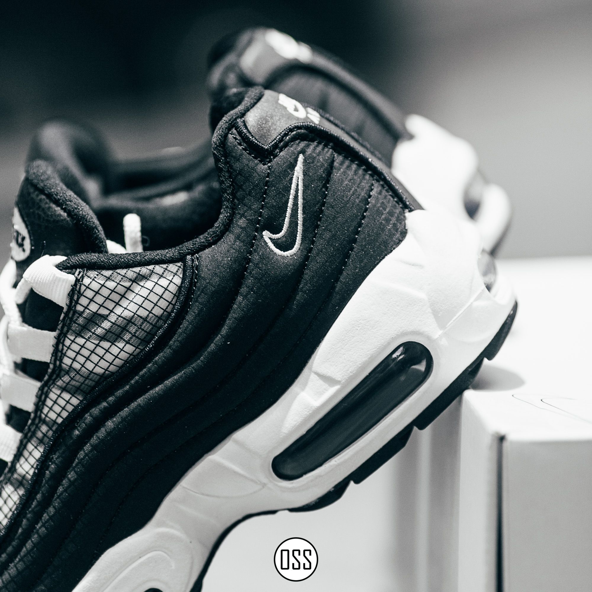 Nike Air Max 95 3M By You - Black/White