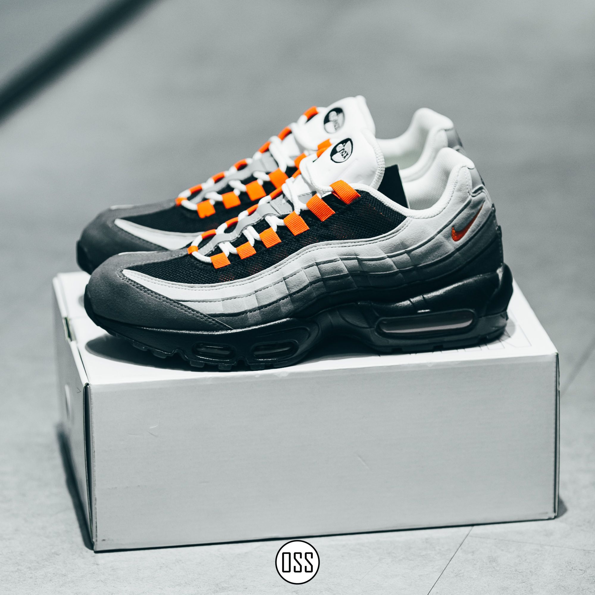 Nike Air Max 95 By You - Black/Grey/Orange