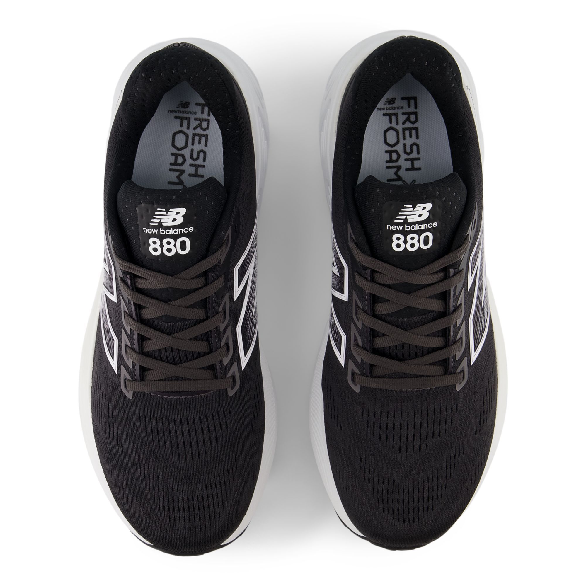 New Balance Fresh Foam X 880 v15 - Black / White