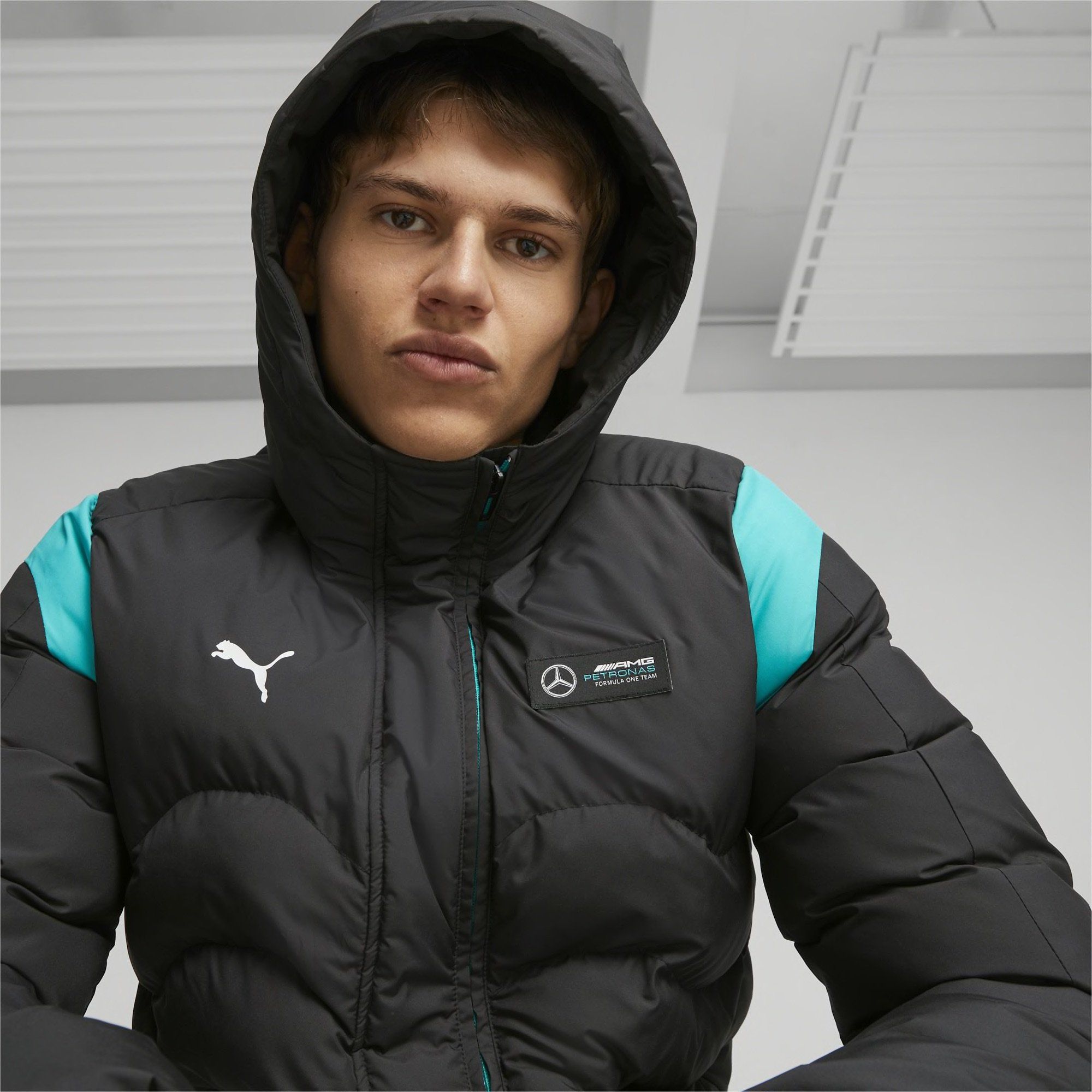  Mercedes-AMG PETRONAS MT7 Ecolite Padded Jacket - Black 