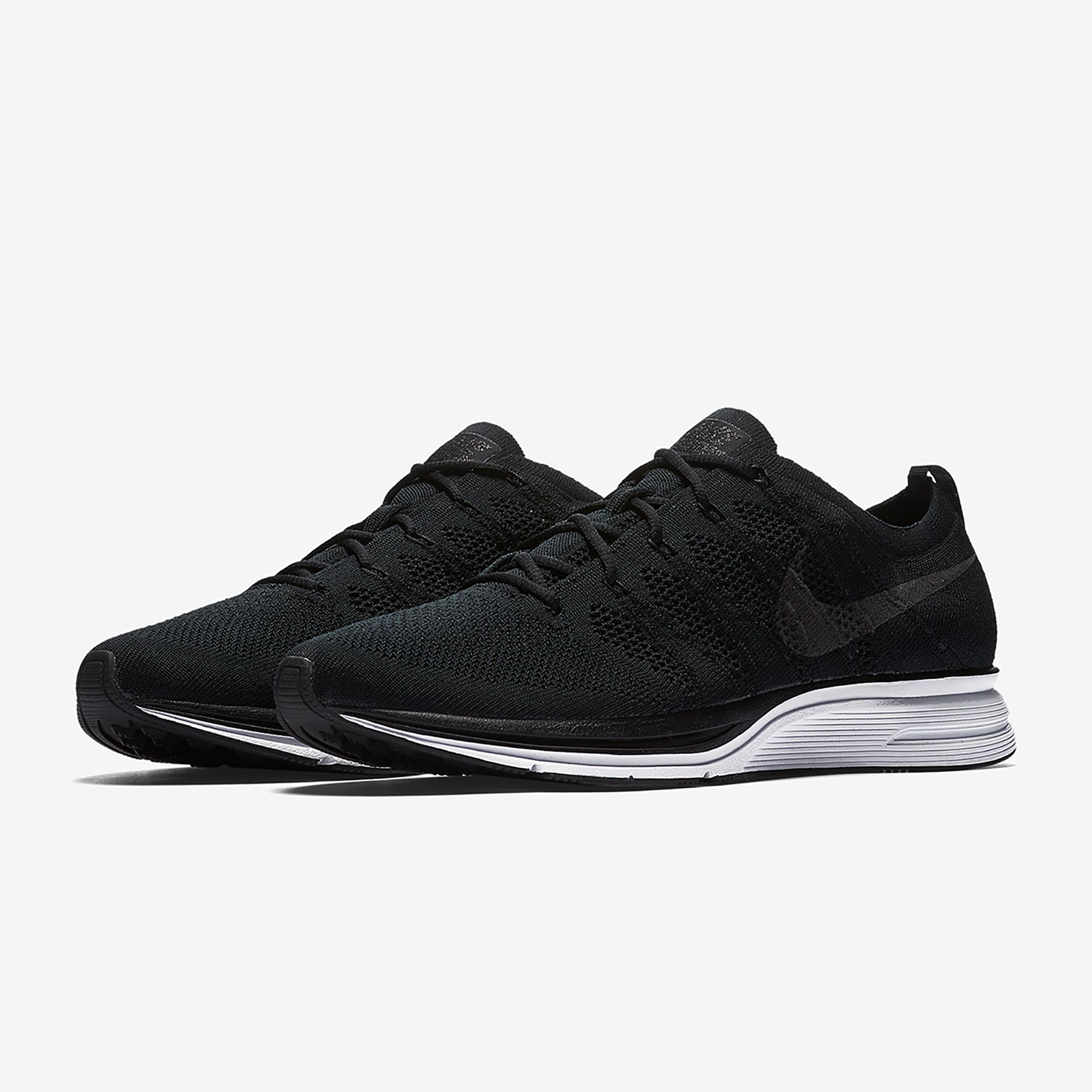 Nike Flyknit Trainer - Black/White