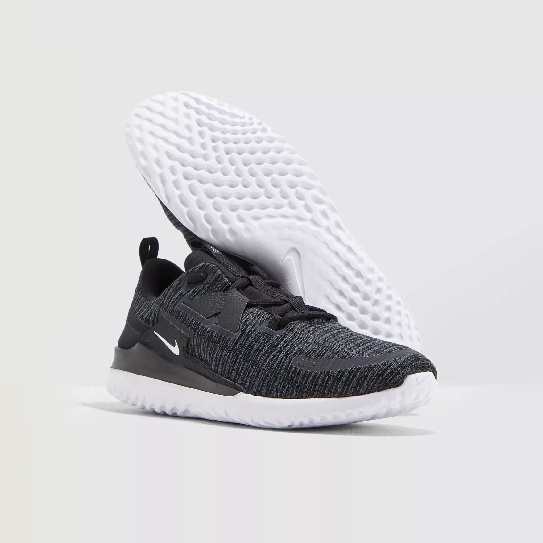 Nike Renew Arena 'Black/White'