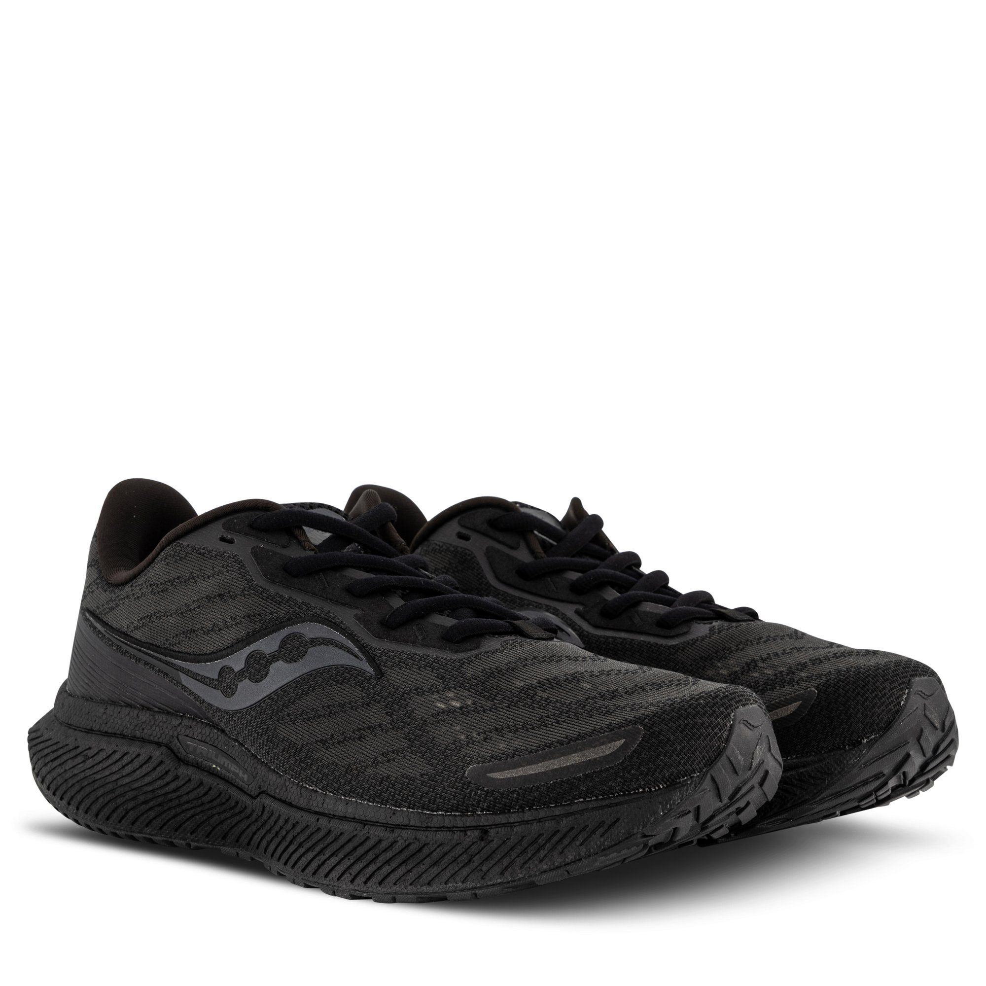  Saucony Triumph 19 - Triple Black 