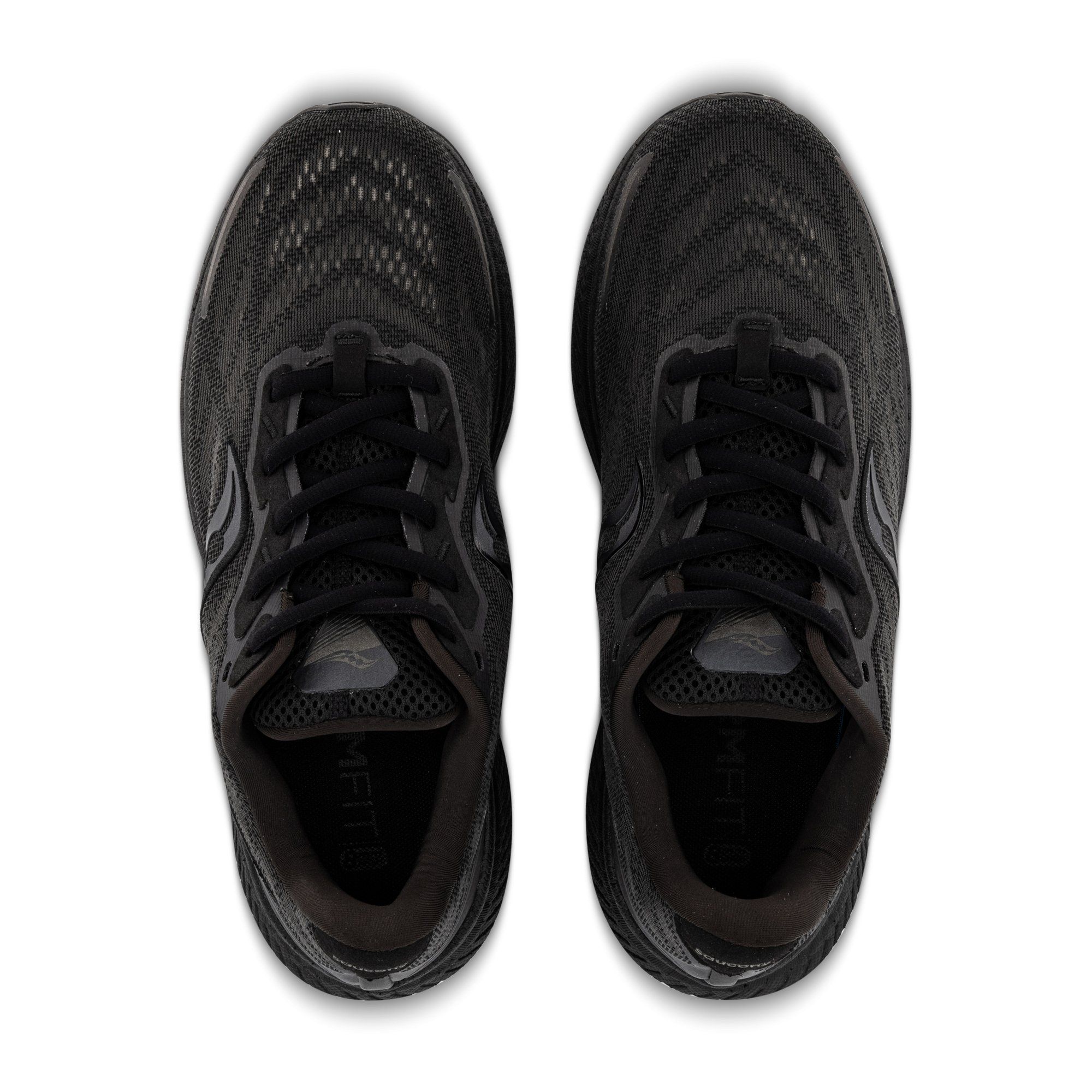  Saucony Triumph 19 - Triple Black 