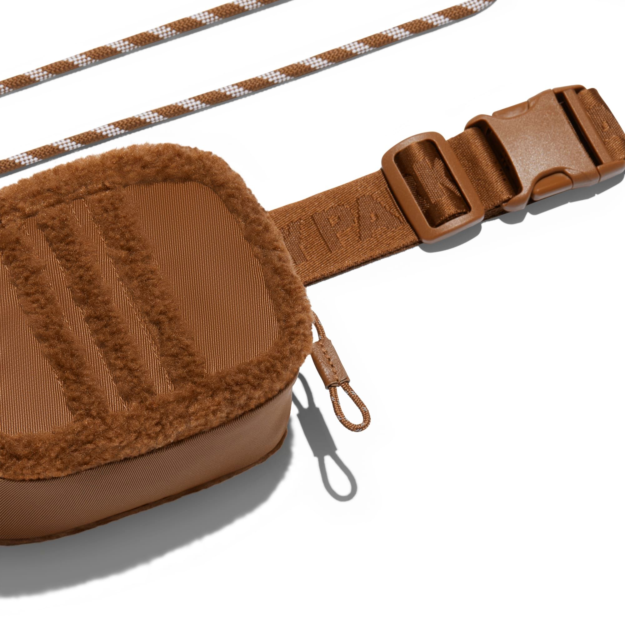 IVY PARK x adidas Sherpa Belt Bag - Wild Run