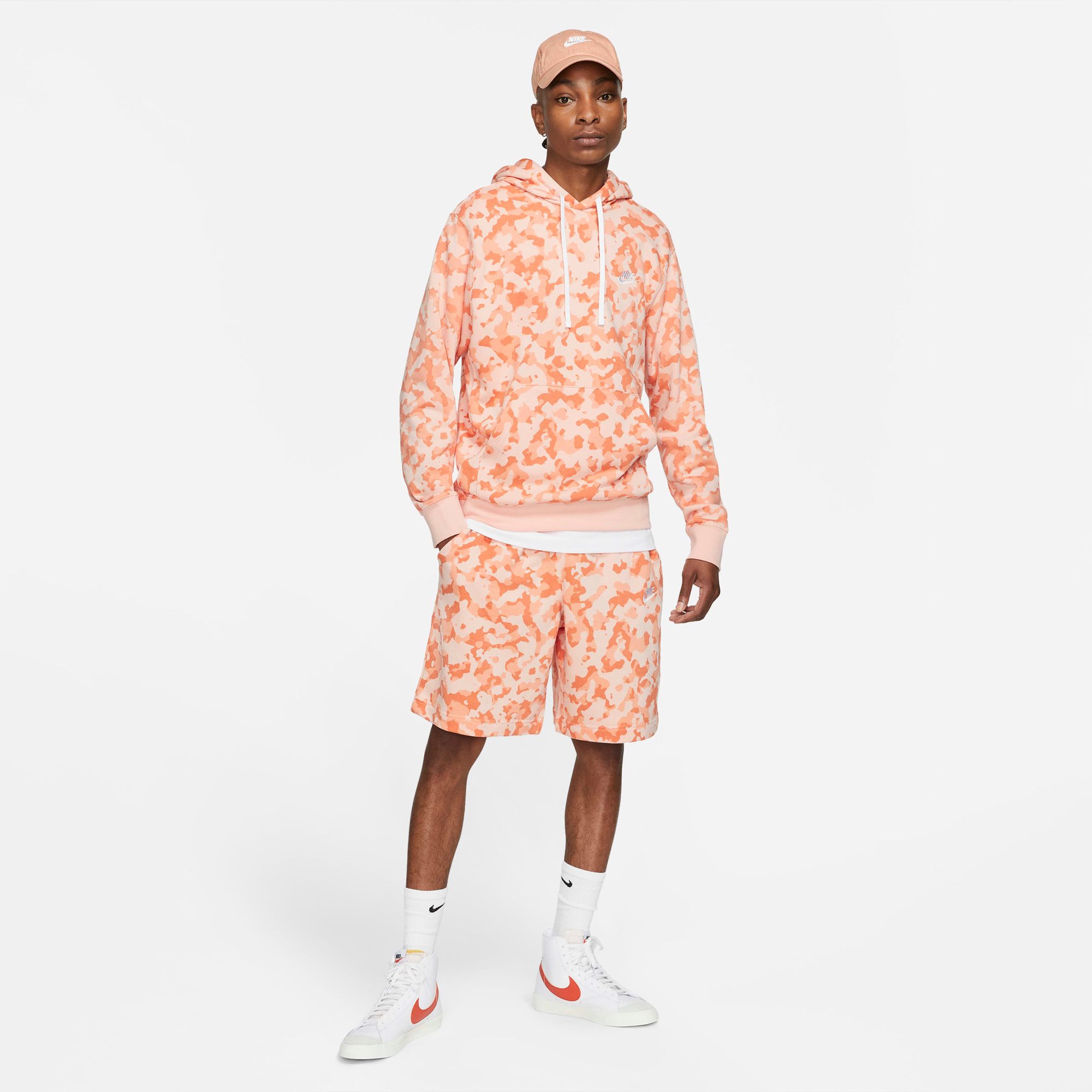 Nike Sportswear Club French Terry Shorts - Arctic Orange