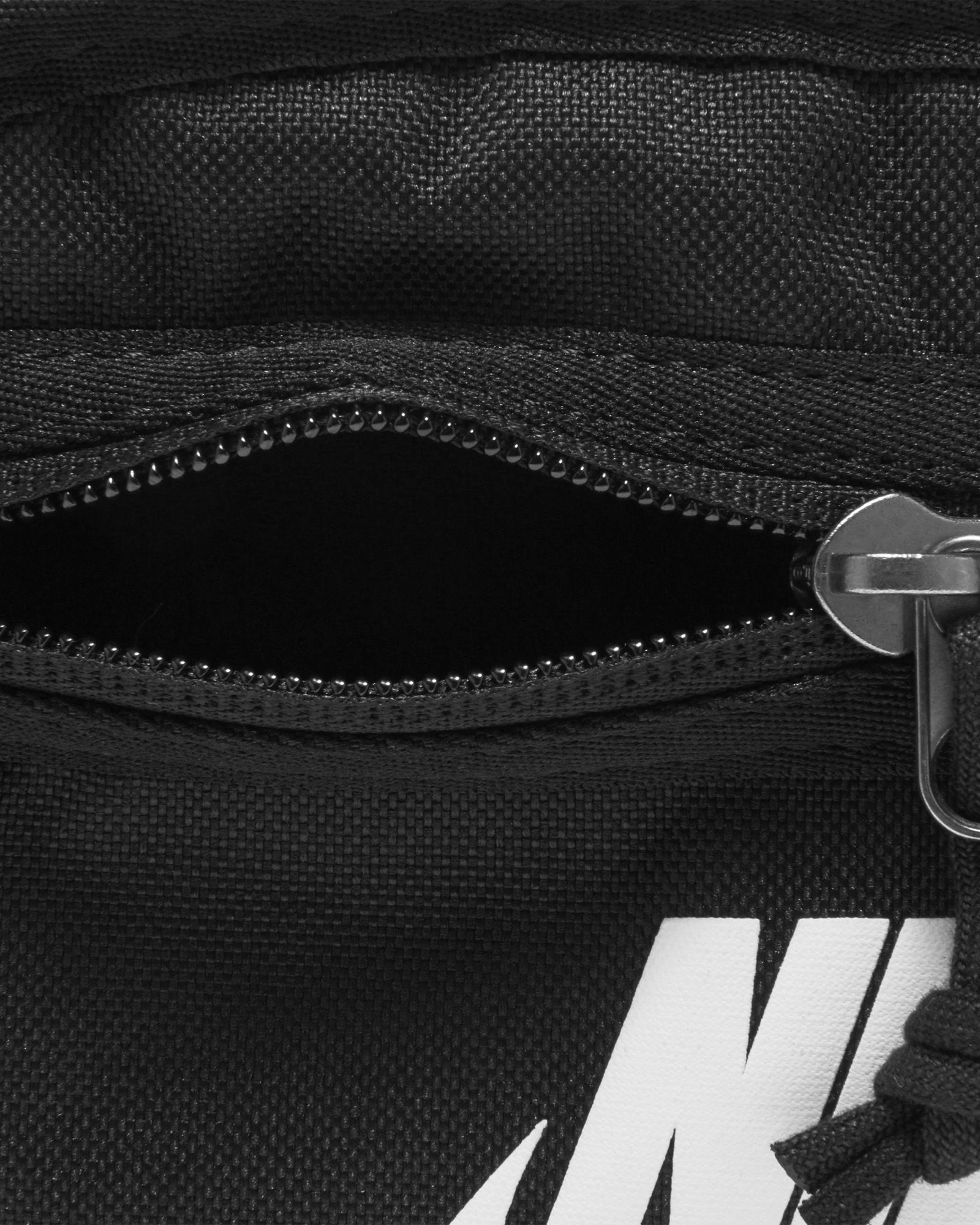 Nike RPM World Tour Small Item Bag - Black