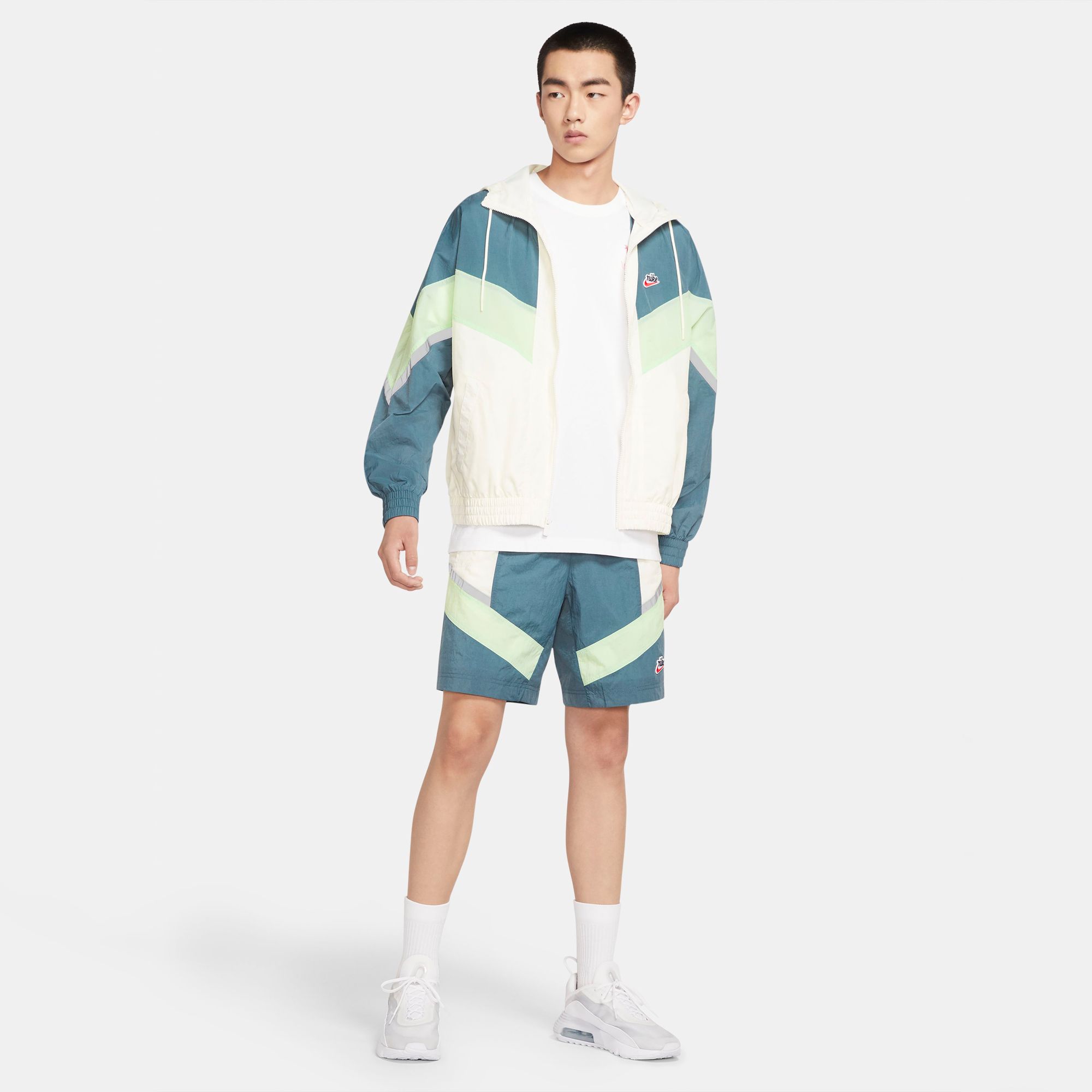 Nike Sportswear Windrunner+ Hooded Jacket - Sail/Ash Green