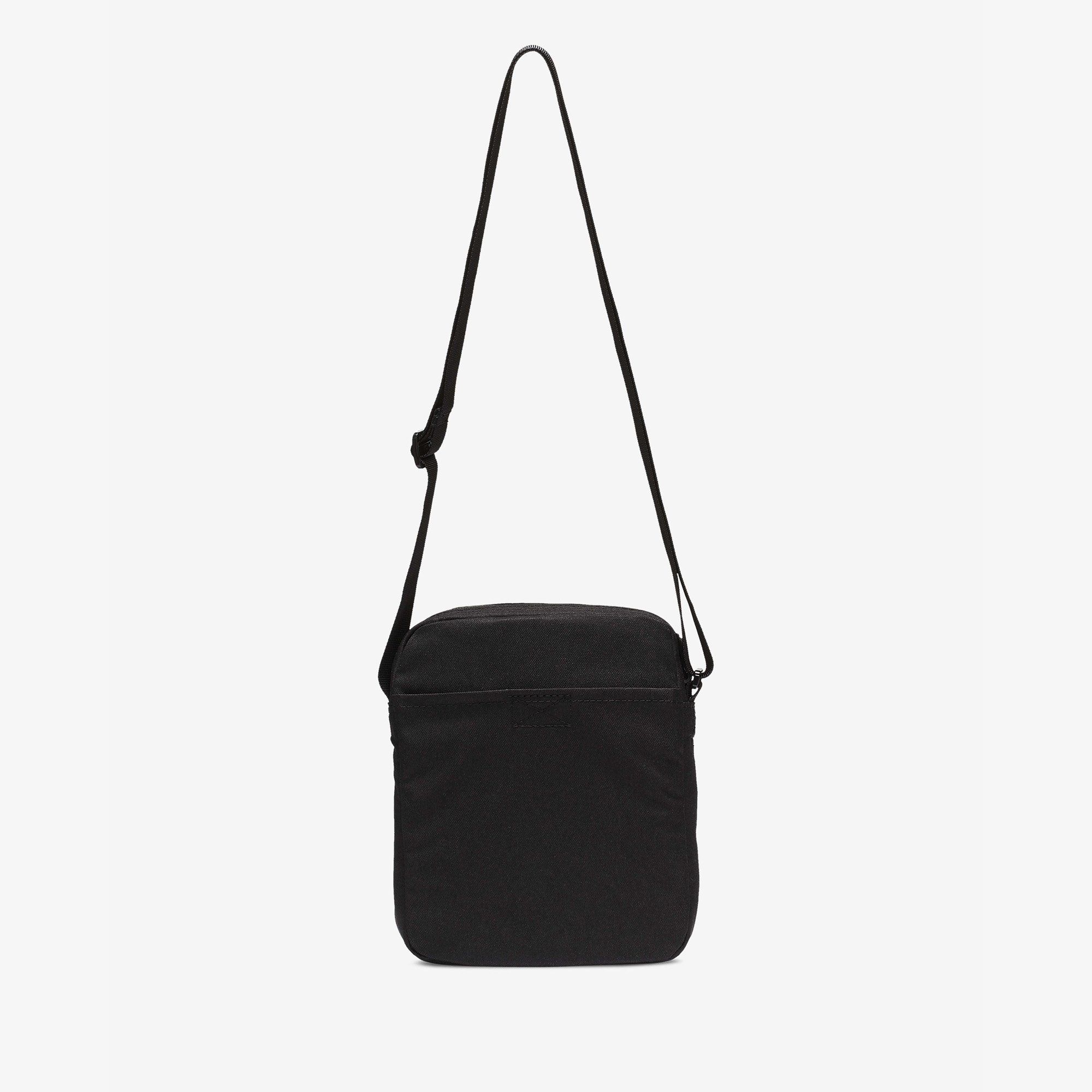  Nike Tech Cross-Body Bag - Black 