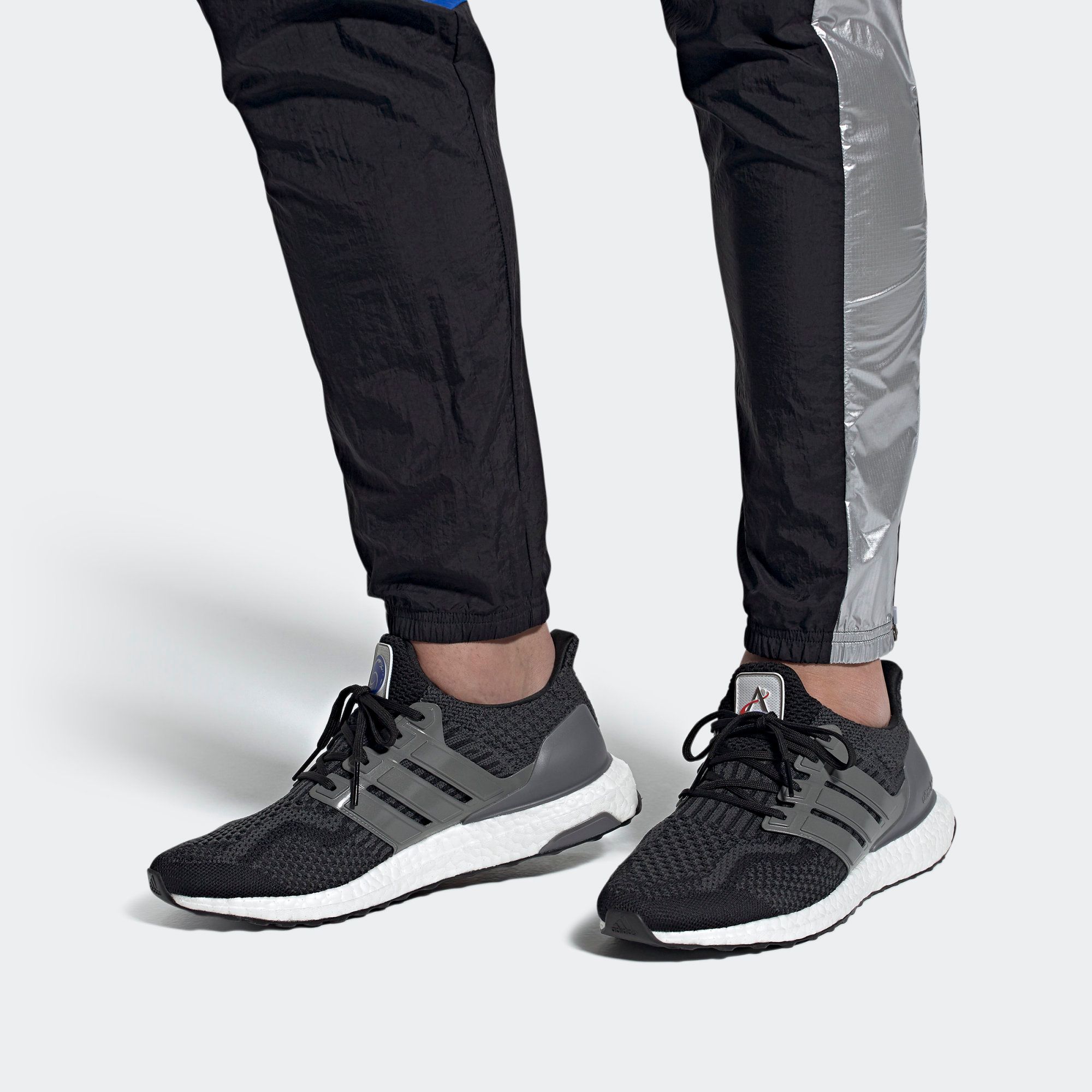 adidas UltraBOOST 5.0 DNA - Artemis Black