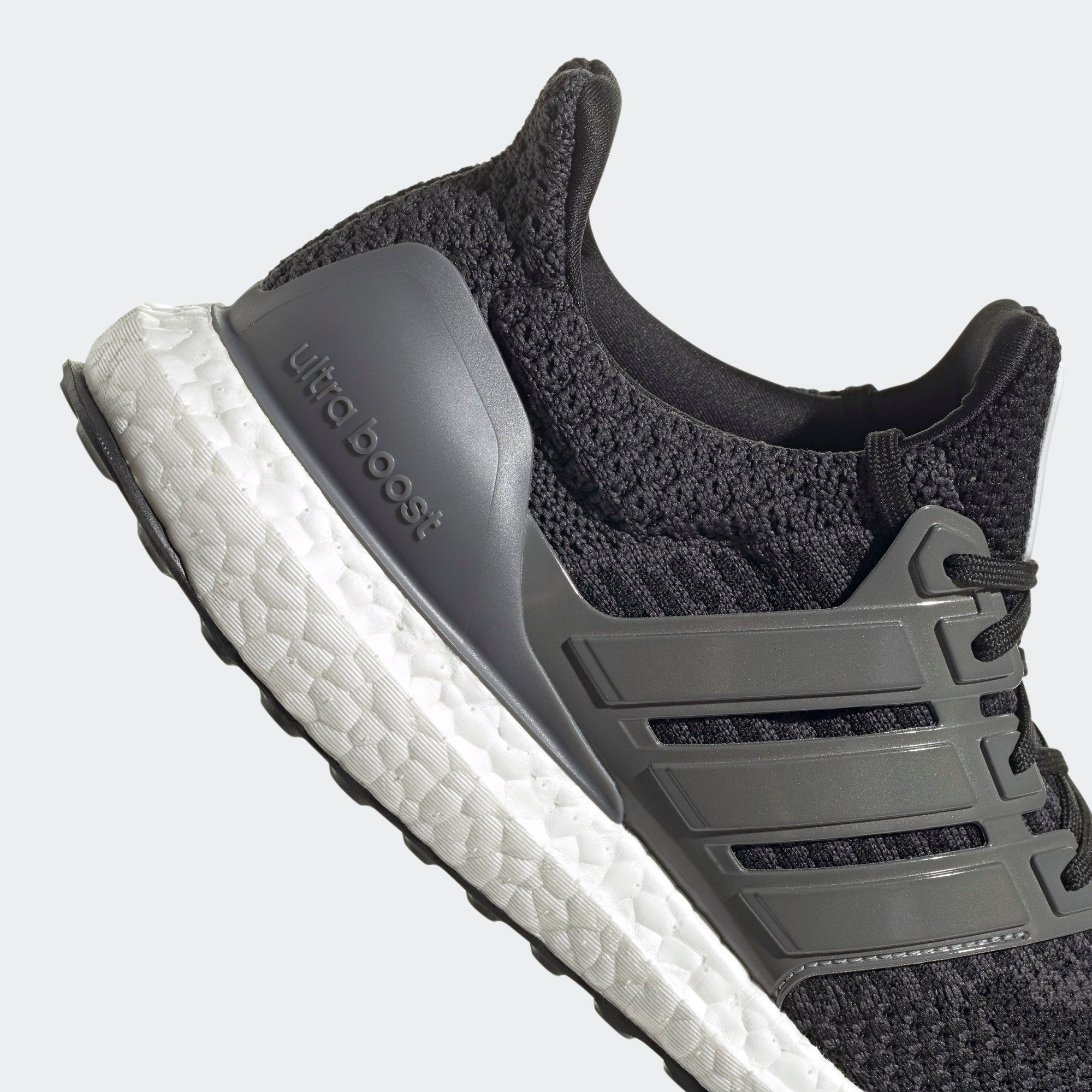 adidas UltraBOOST 5.0 DNA - Artemis Black