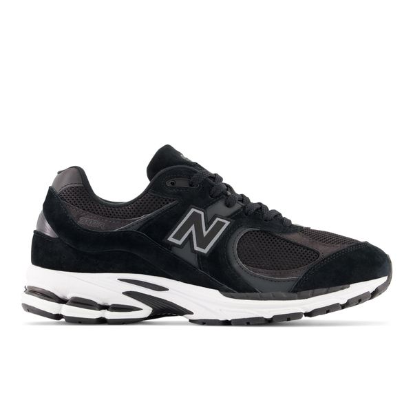  New Balance 2002R - Black / White 