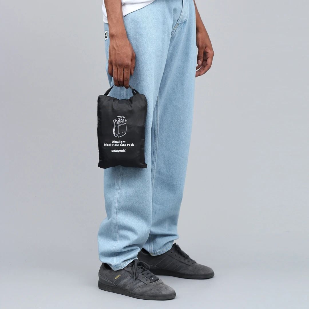 Patagonia Ultralight Black Hole® Tote Pack 27L 'Black'