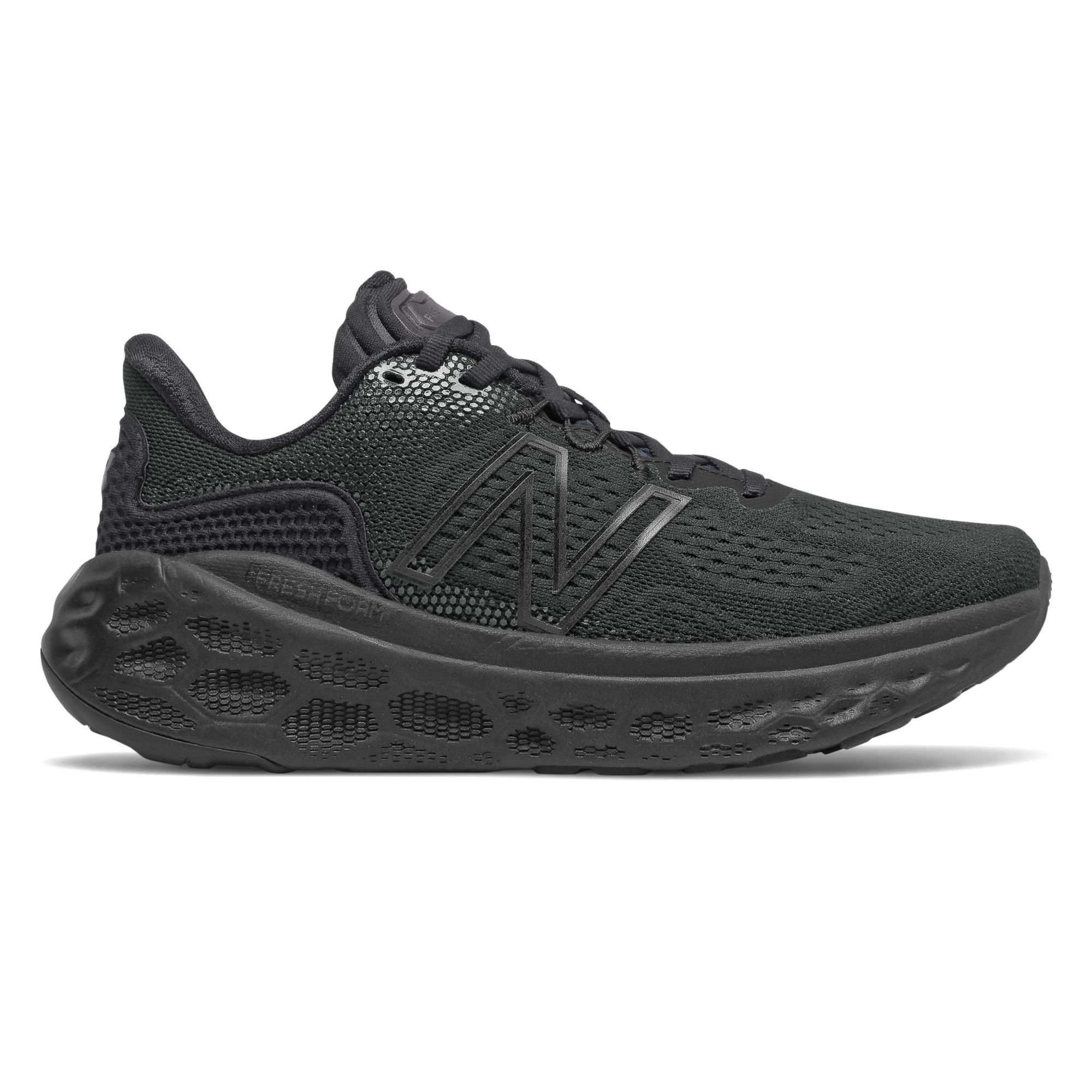 New Balance Fresh Foam More v3 - Black/Black