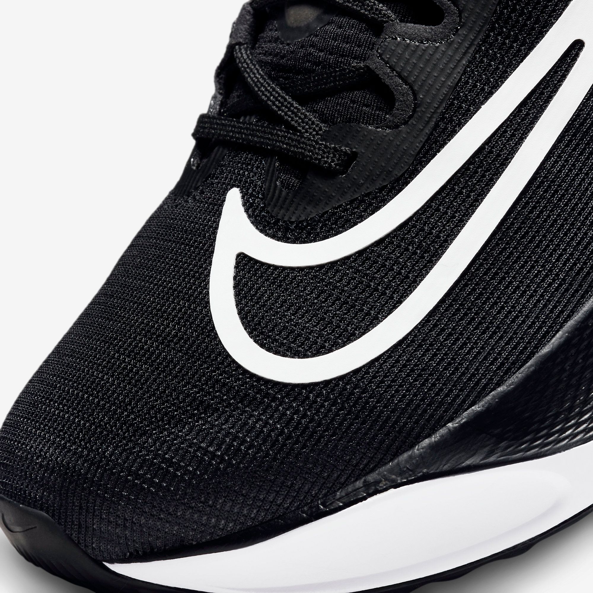  Nike Zoom Fly 5 - Black / White 