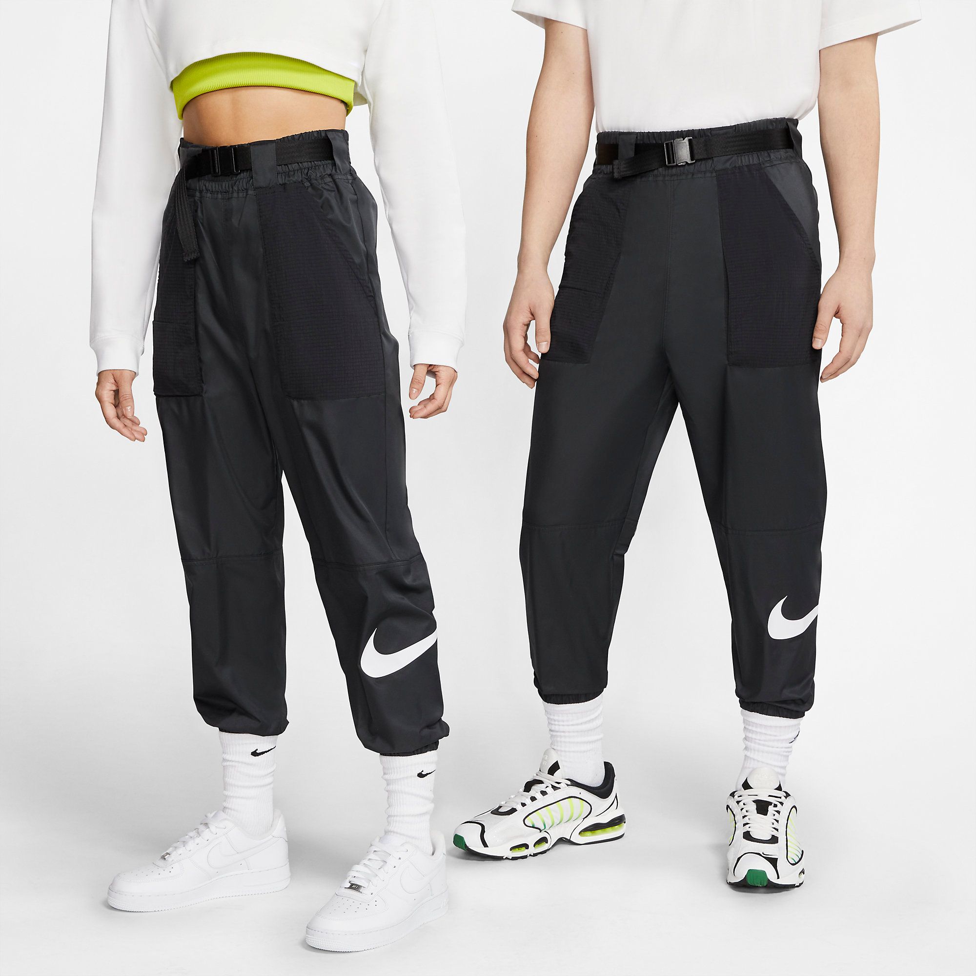  Nike Sportswear Woven Swoosh Trousers - Black 