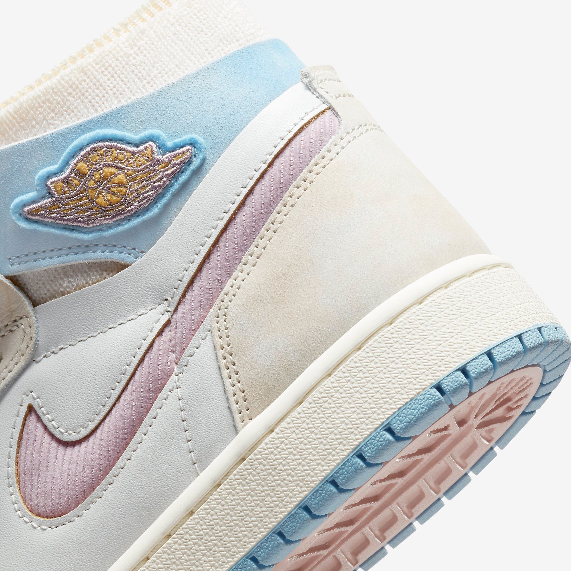  Air Jordan 1 High Zoom CMFT - Pink Oxford 