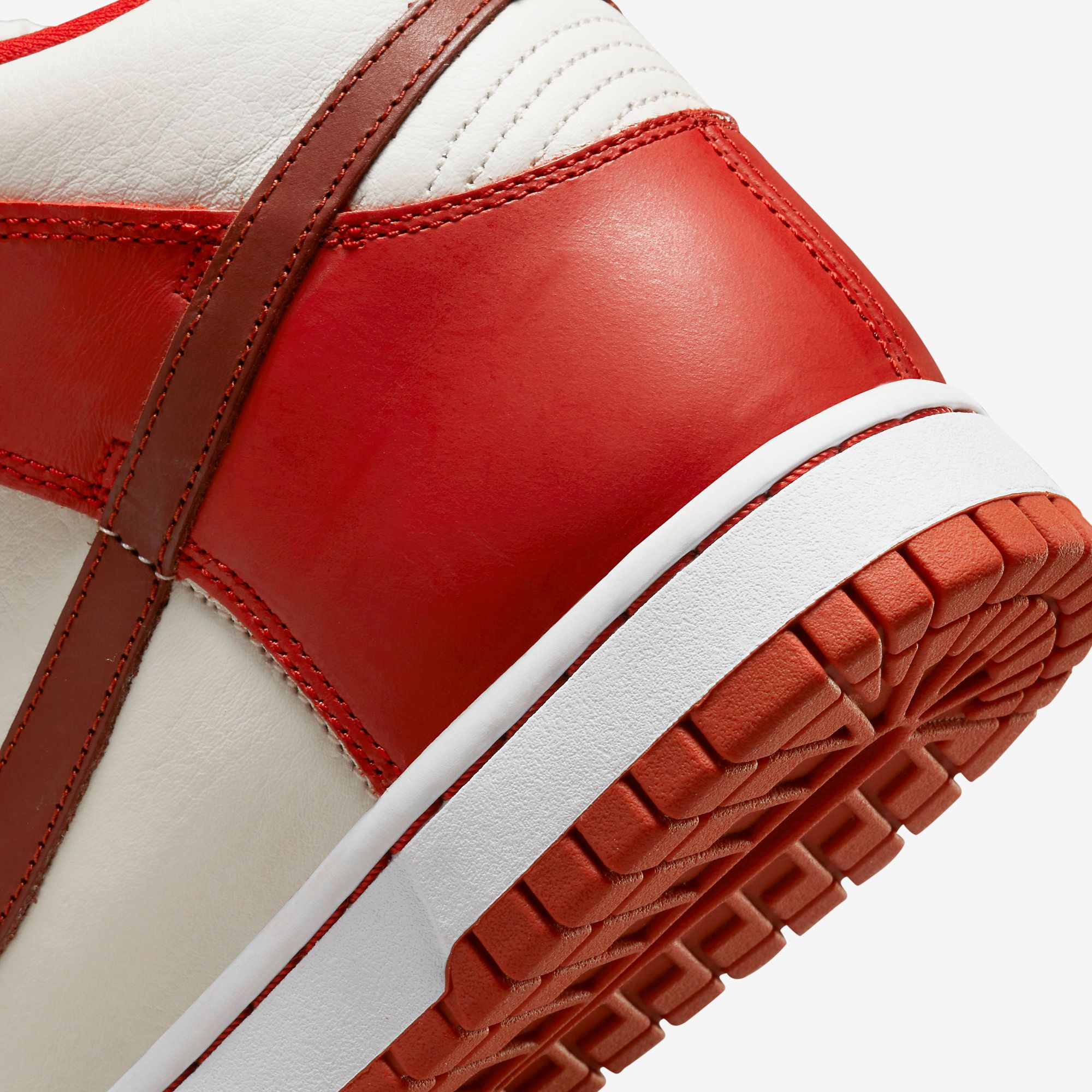 Nike Dunk High LLX - Cinnabar