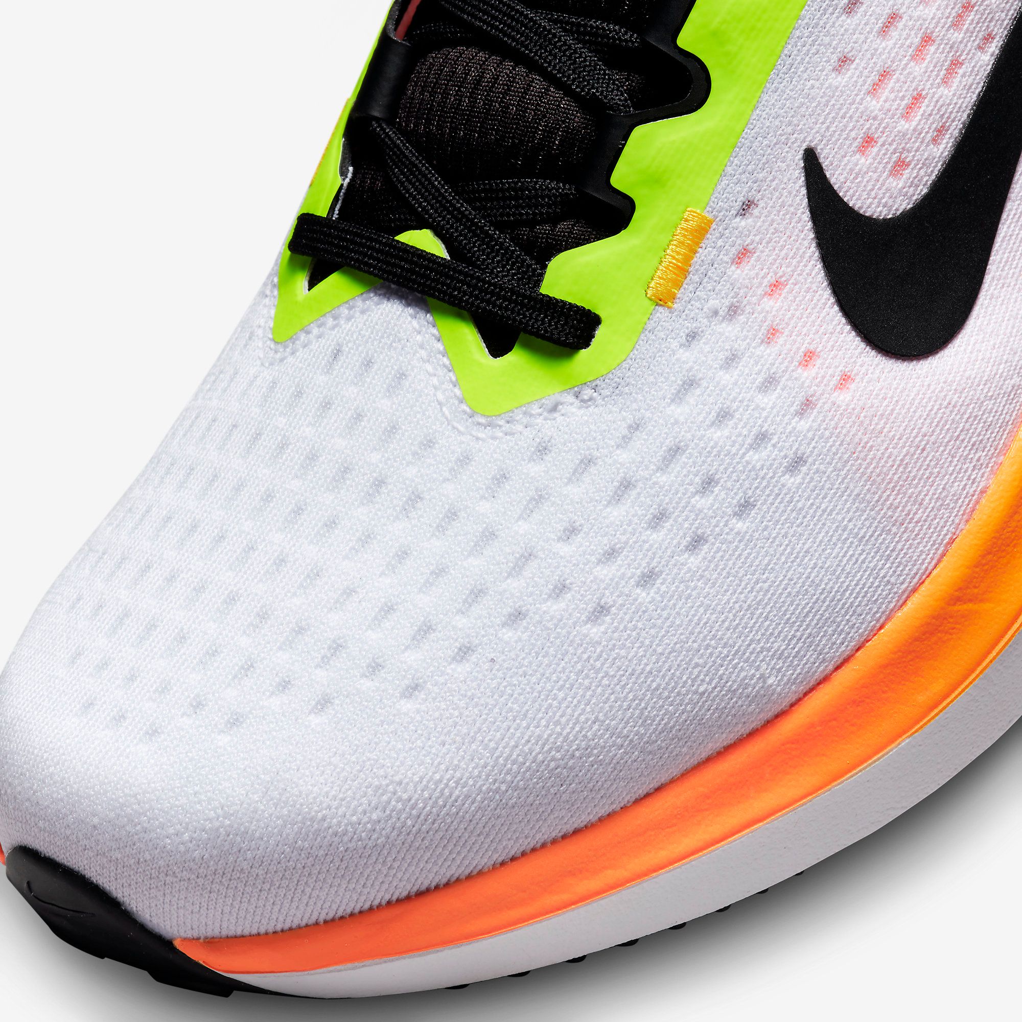  Nike Winflo 10 - White / Laser Orange 