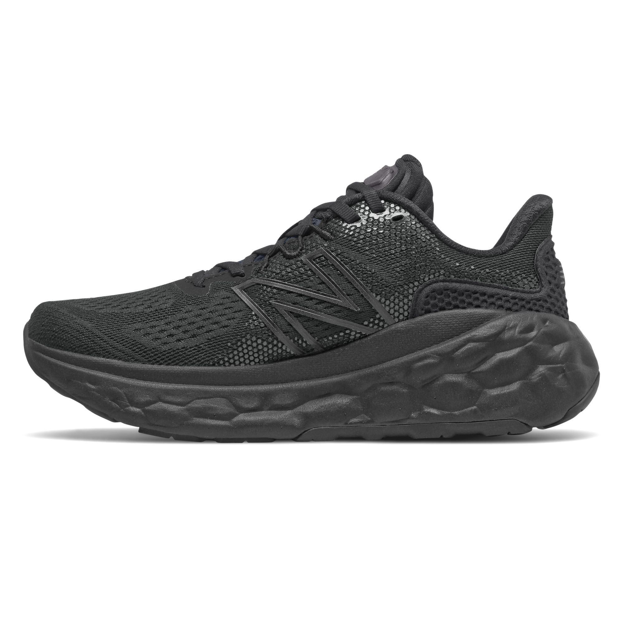 New Balance Fresh Foam More v3 - Black/Black