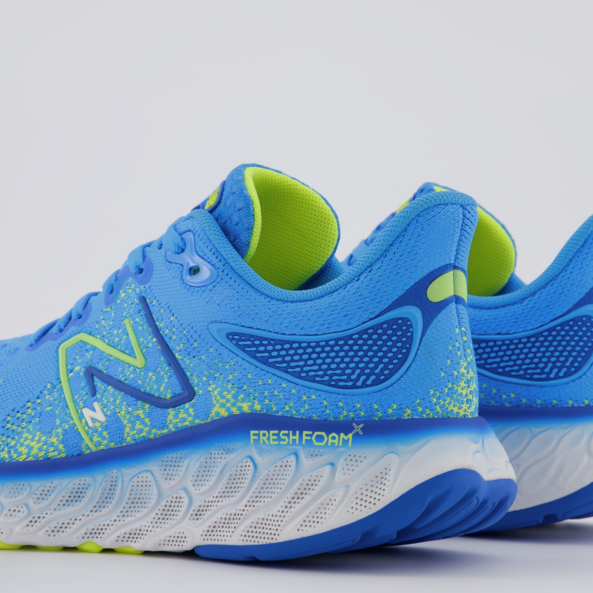 New Balance Fresh Foam X 1080 v12 WMNS - Vibrant Sky