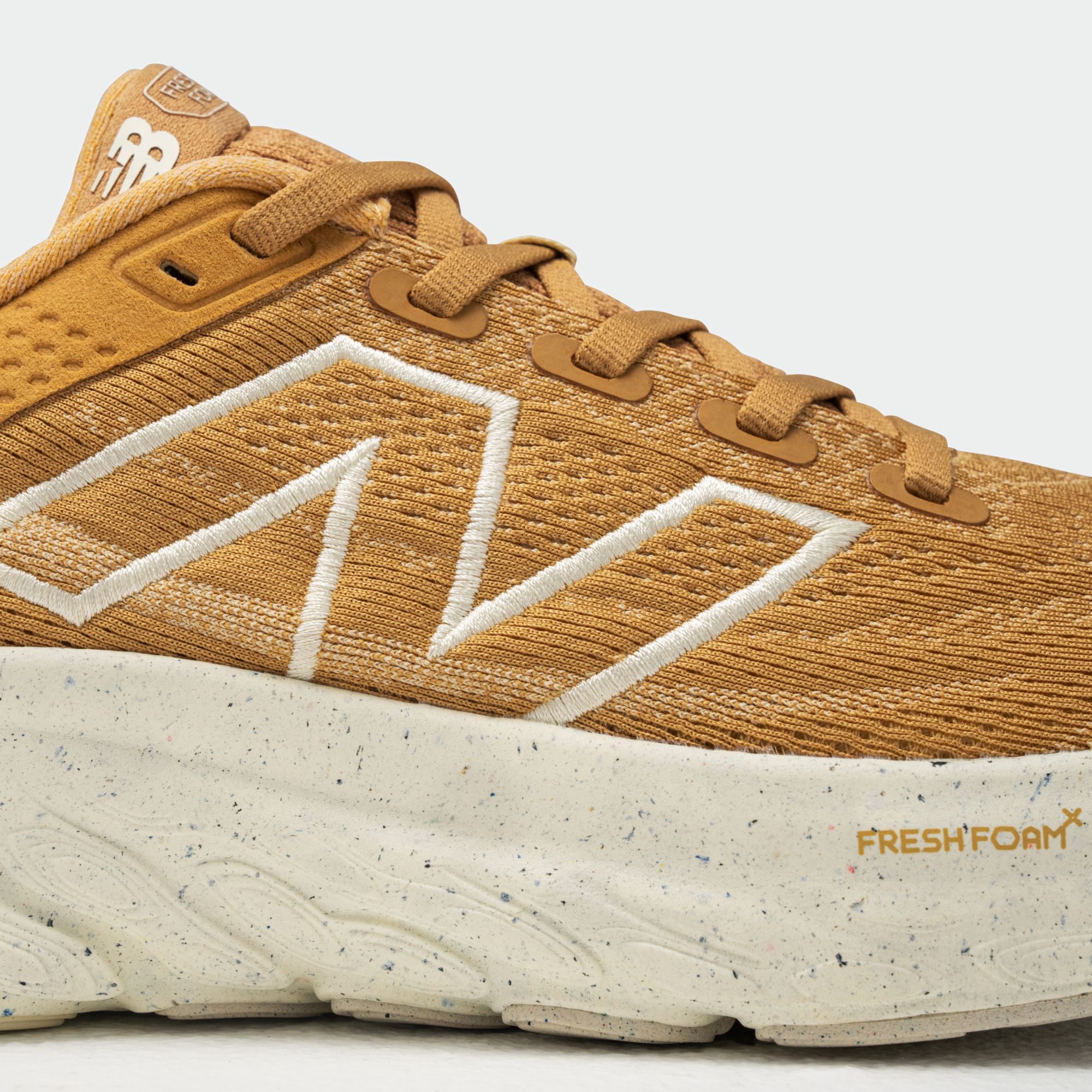 New Balance Fresh Foam X 1080 v13 - Dolce / Sea Salt
