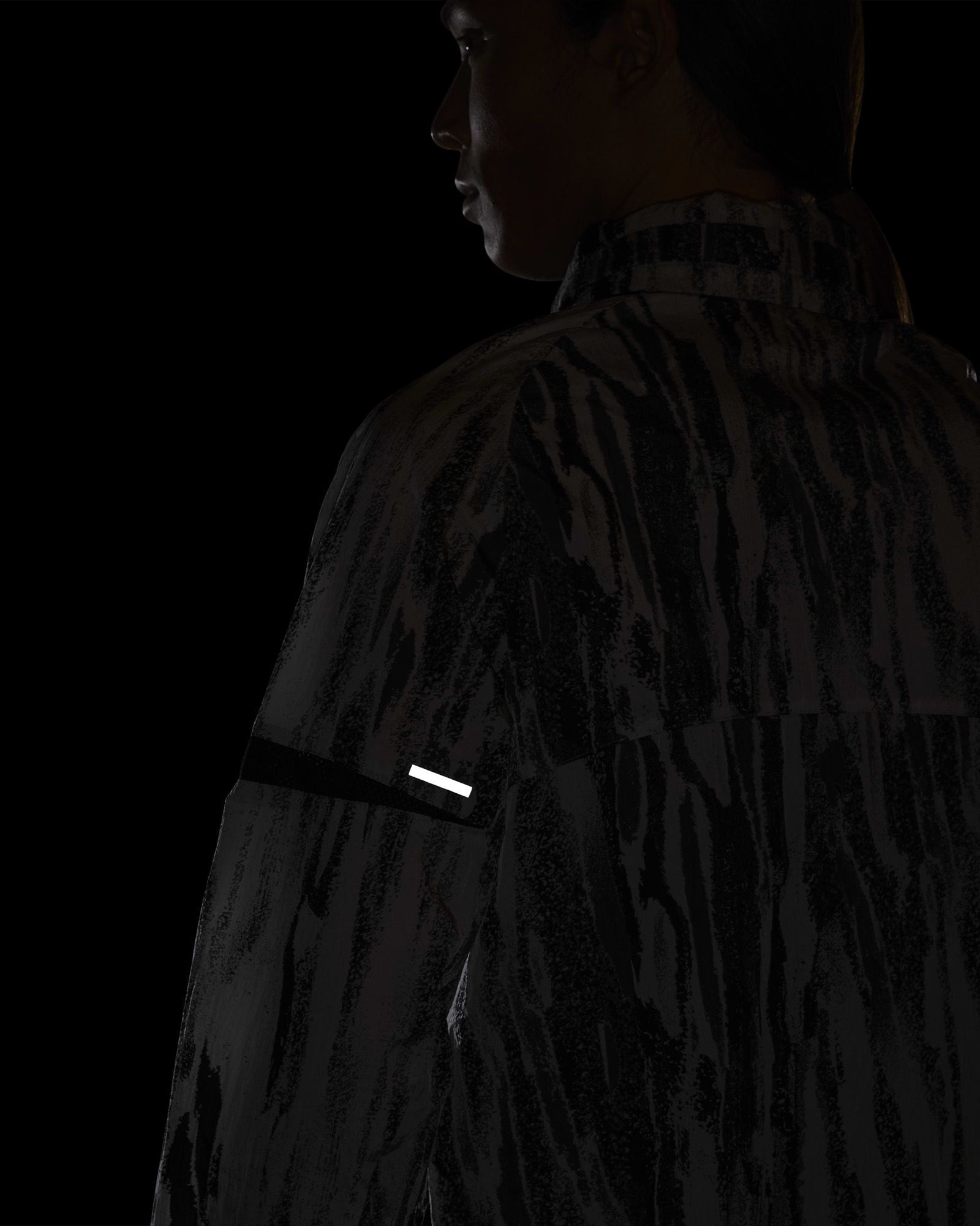 Nike Windrunner Wild Run Ripple Running Jacket - Black