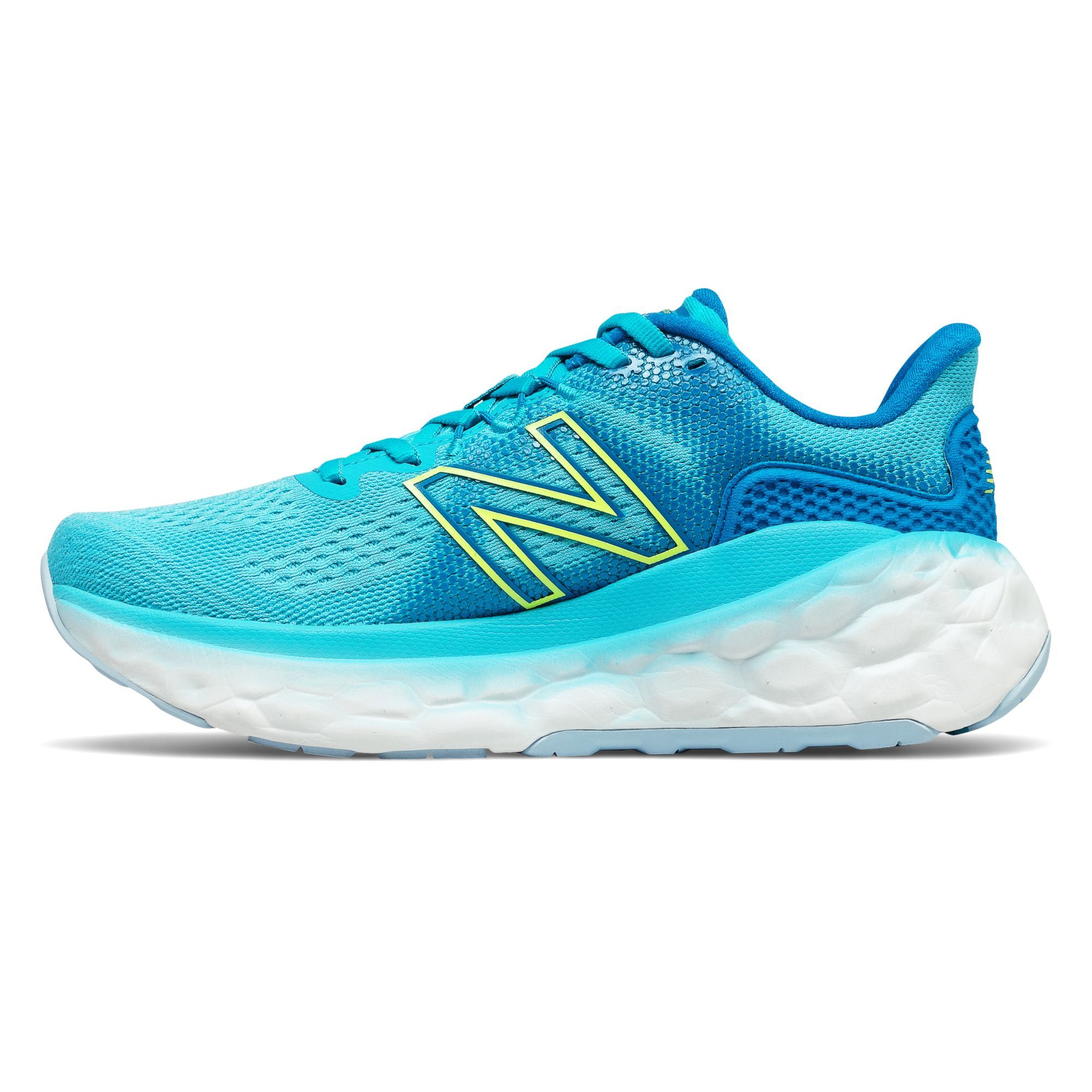 New Balance Fresh Foam More v3 - Light Blue