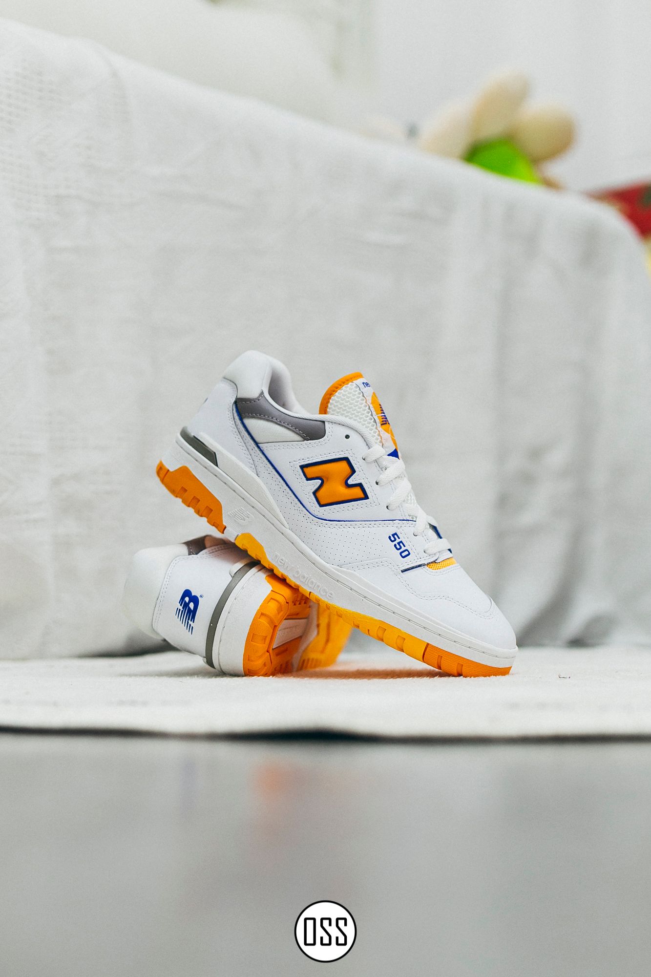  New Balance 550 - Vibrant Orange 